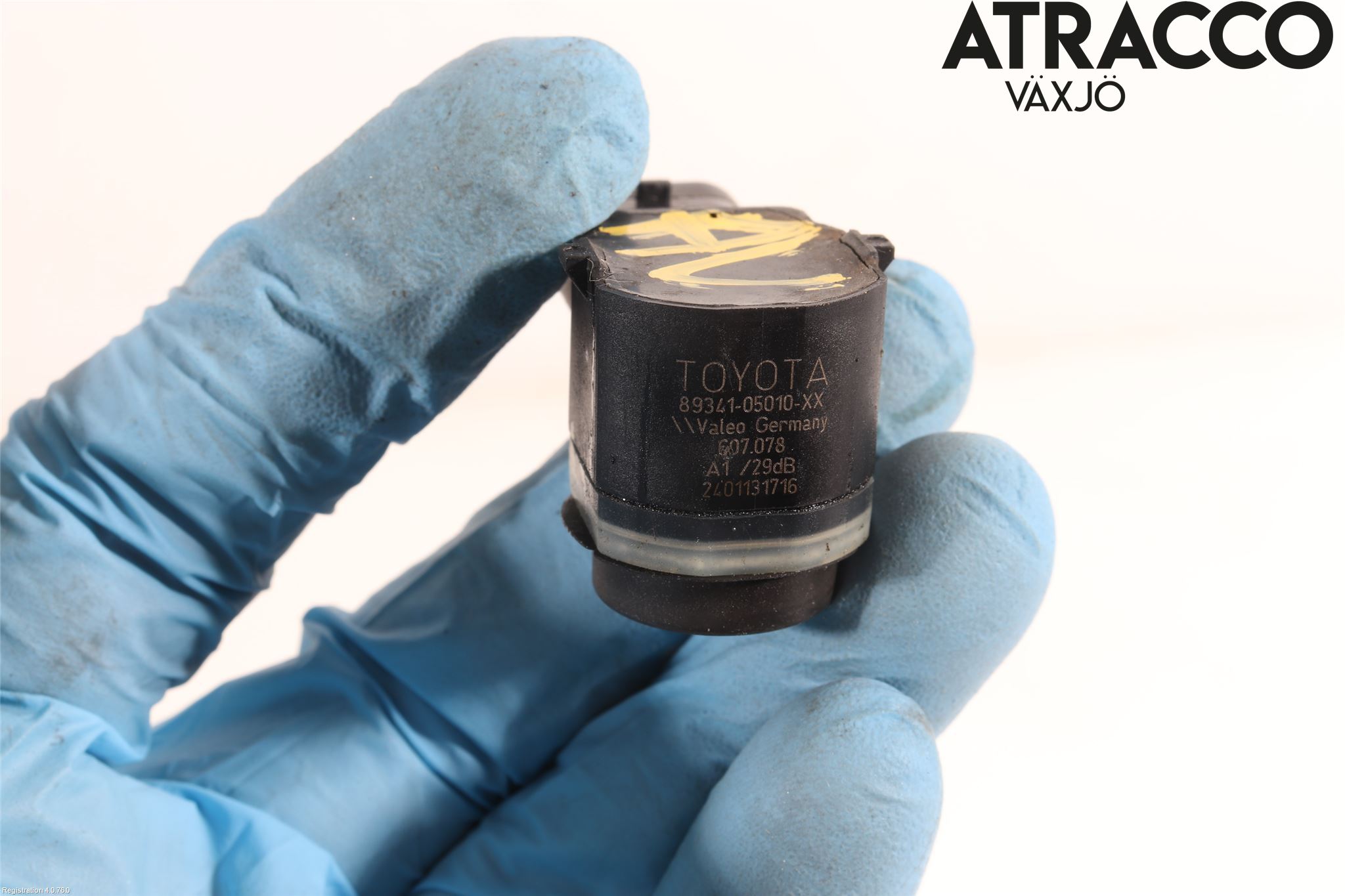 Toyota AURIS 13-19 Parkeringshjälp Frontsensor