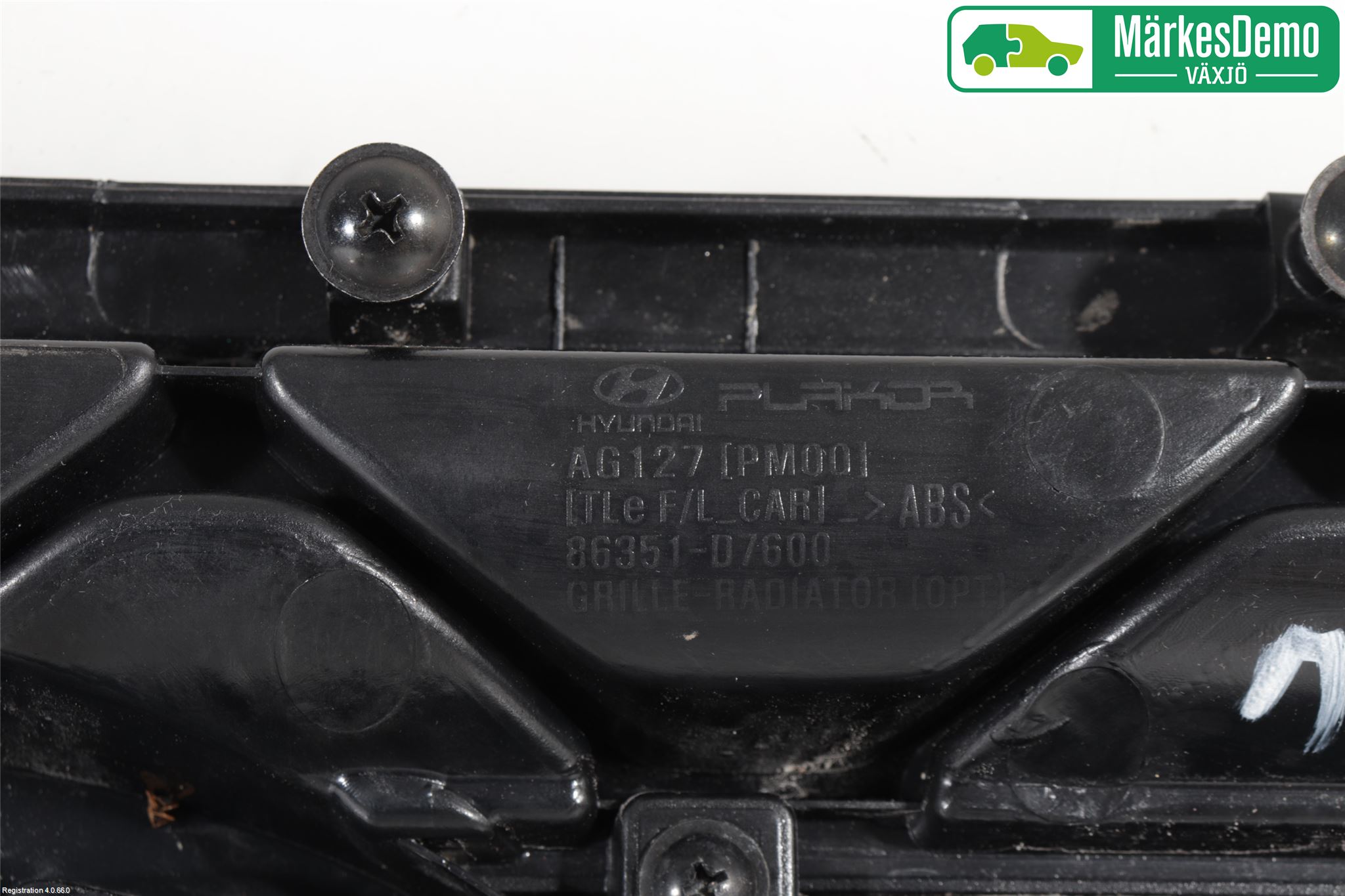 Hyundai TUCSON 05- Grill Komp