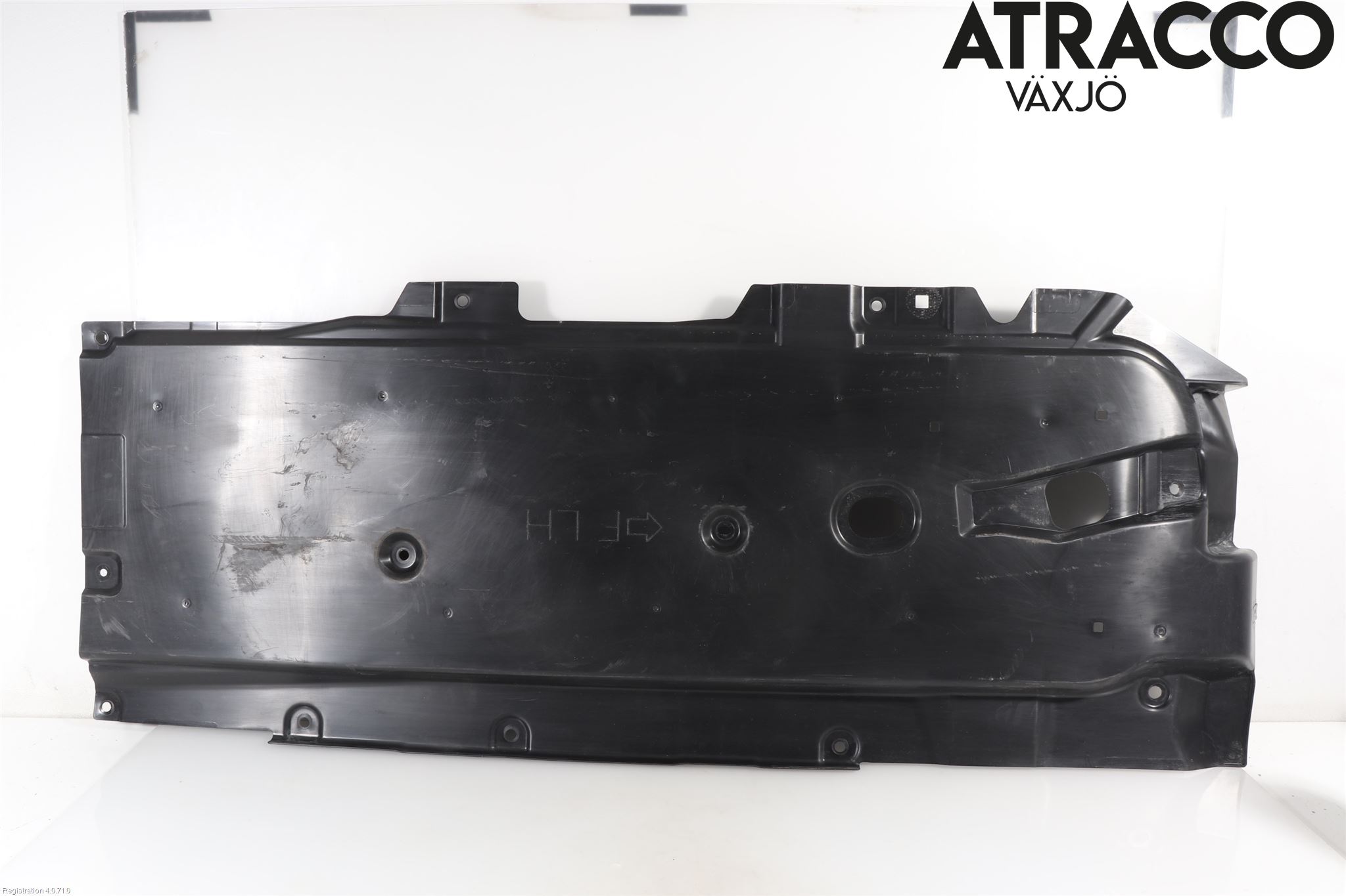 Mazda 3 IV 19- Hasplåt Plåt-Plast