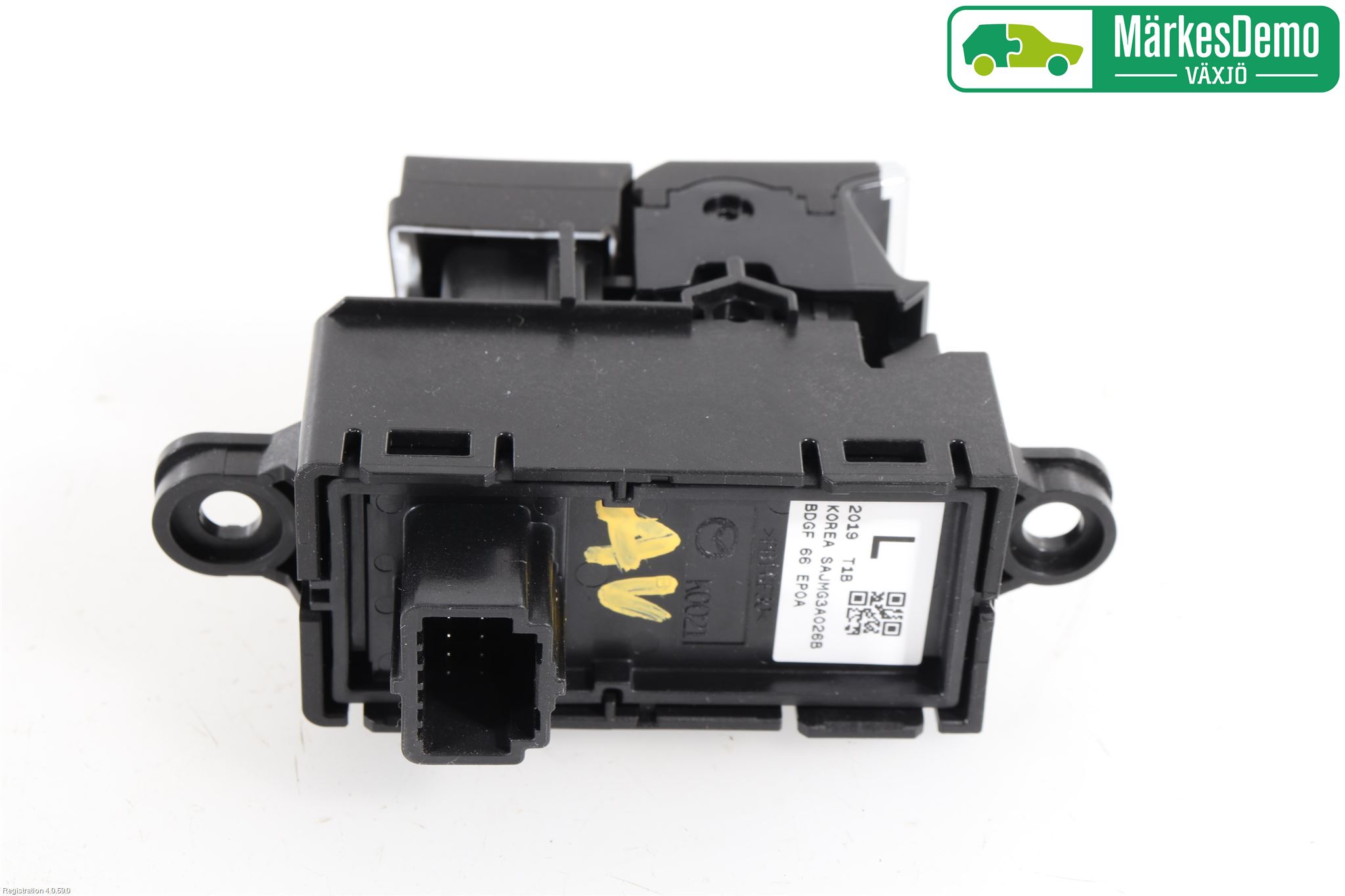 Mazda CX-30 20- Strömställare Parkeringsbroms