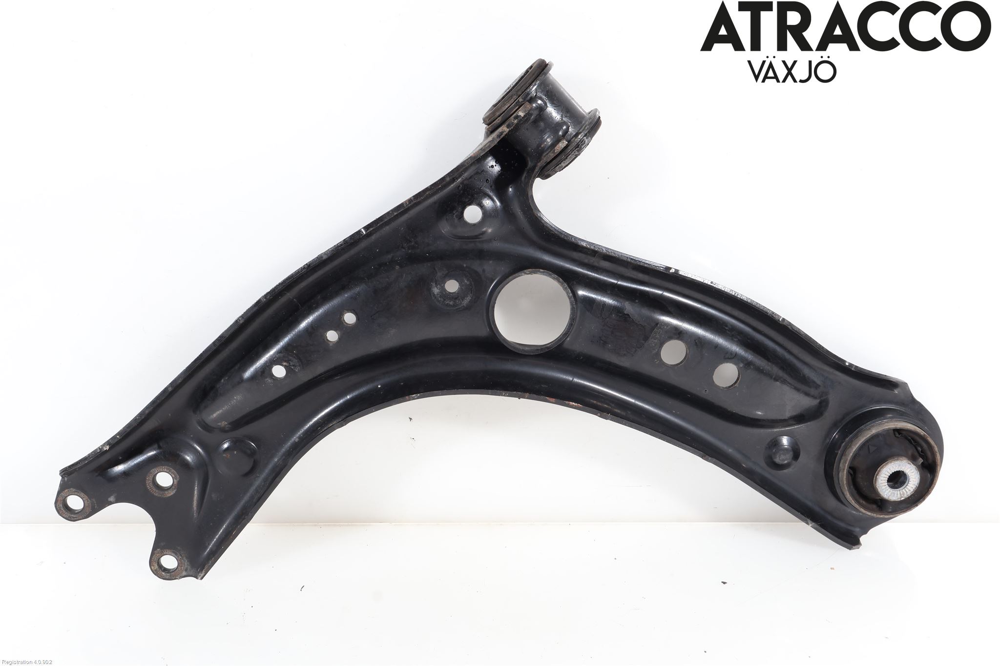 Audi A3/S3 8Y 21- Bärarm Fram Undre Hö