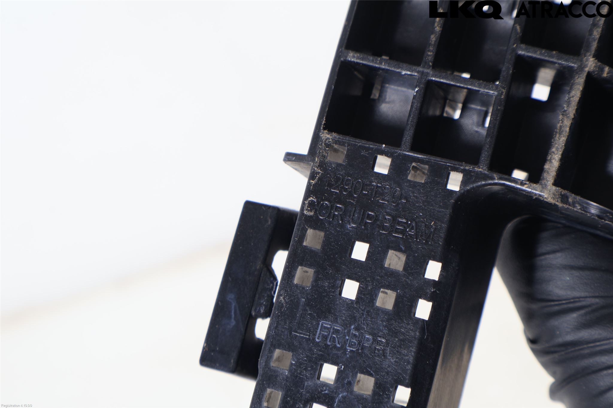 Honda CIVIC e HEV 23- Stötfångarfäste Fram Vä