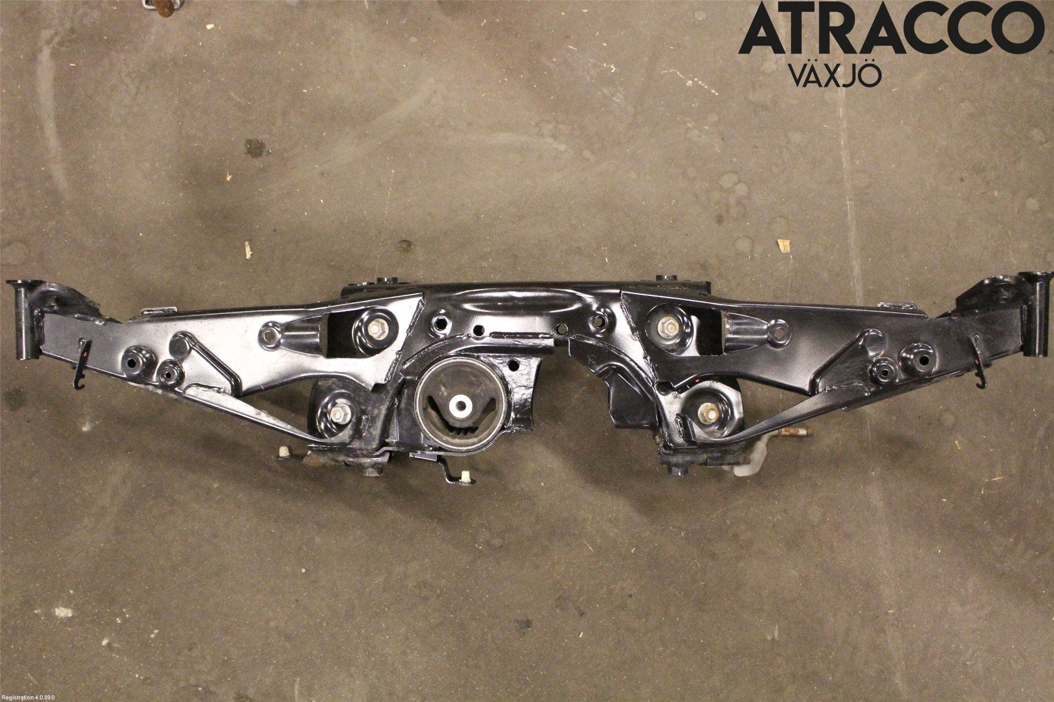 BMW 2 F45 Active Tourer 14-21 Bakaxelbalk