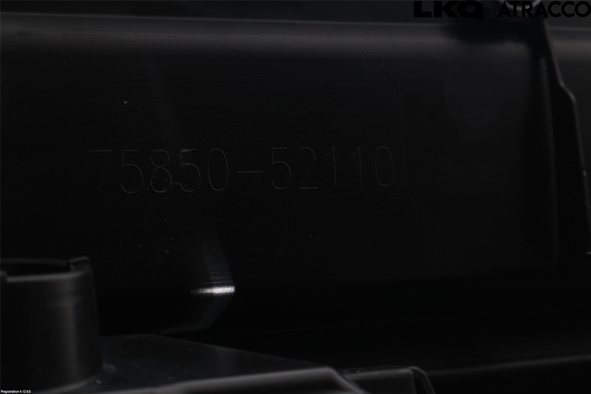 Lexus LBX 24- Sidokjol Hö