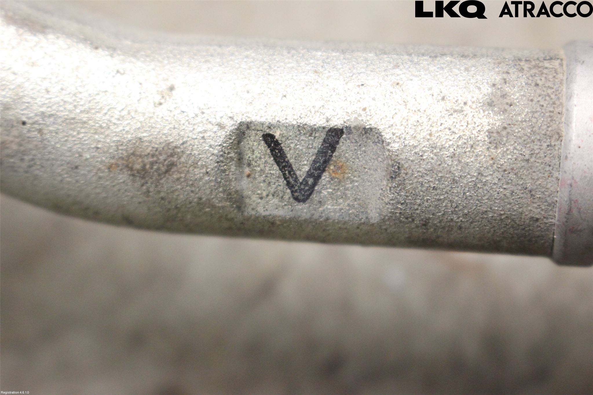 Toyota C-HR 16-23 Styrstag Vä - Mitt - Hö