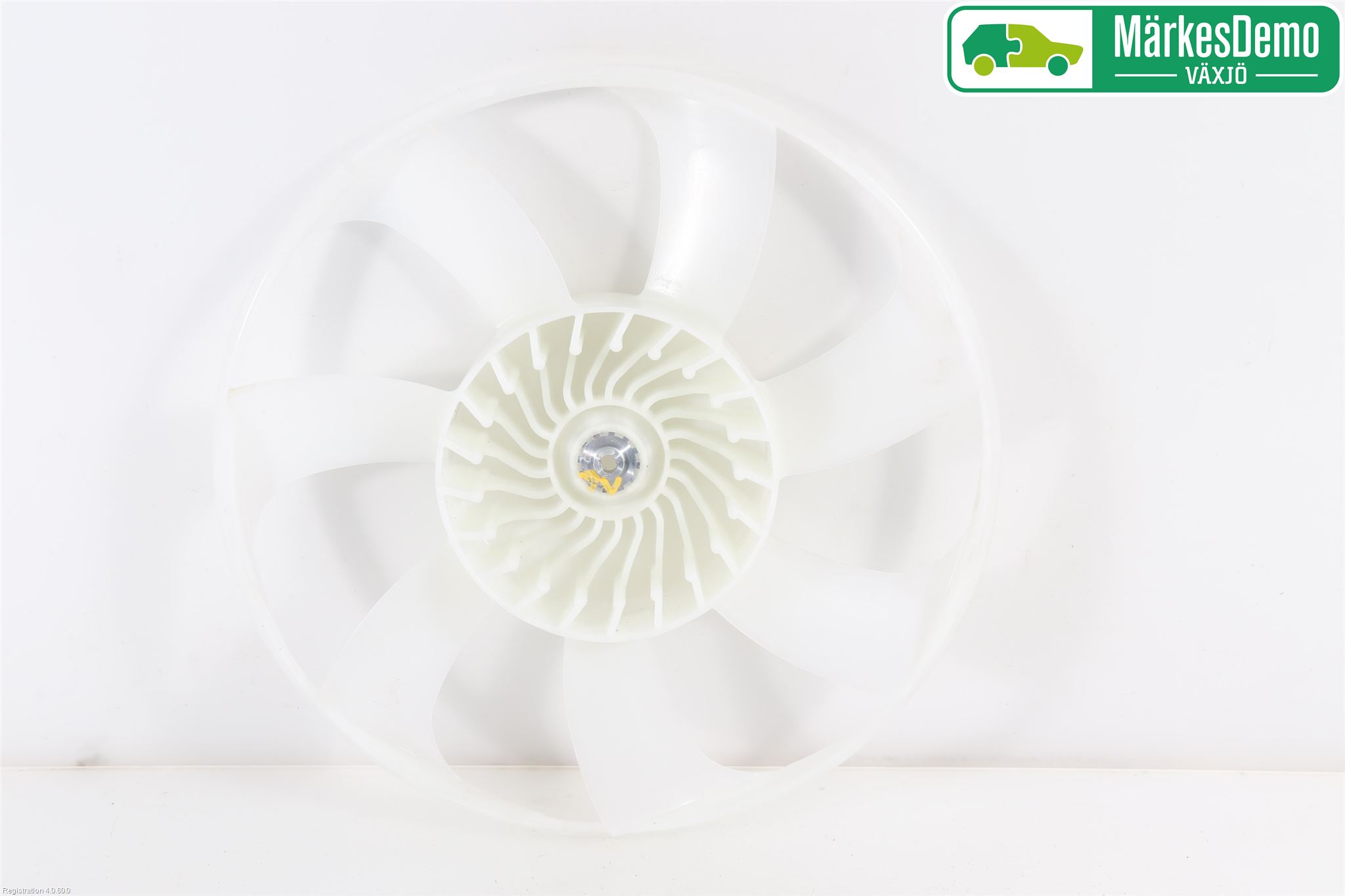 Toyota RAV4 13-18 Kylfläkt-Vinge