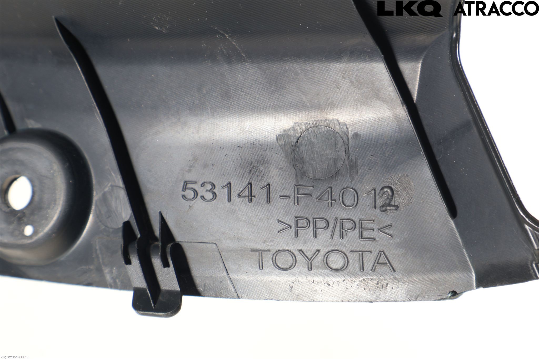 Toyota C-HR 16-23 Täckplast Front