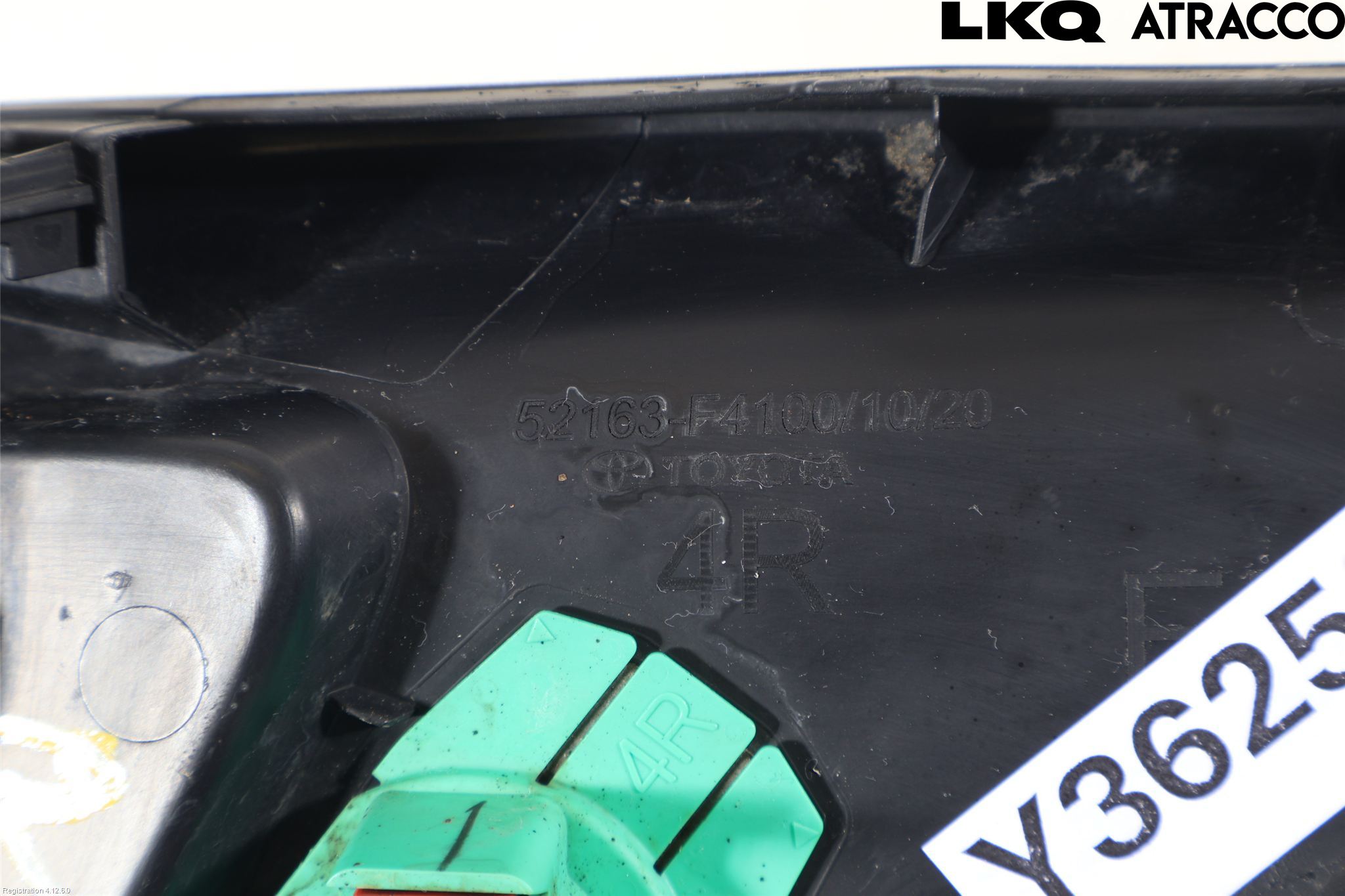 Toyota C-HR 16-23 Stötfångardel Bak Hö