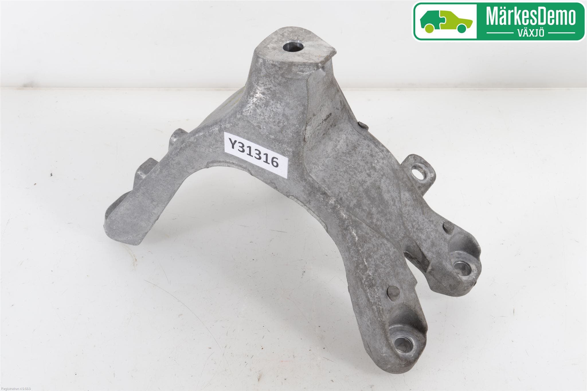 Audi A6/S6 4G 11-18 Motorfäste