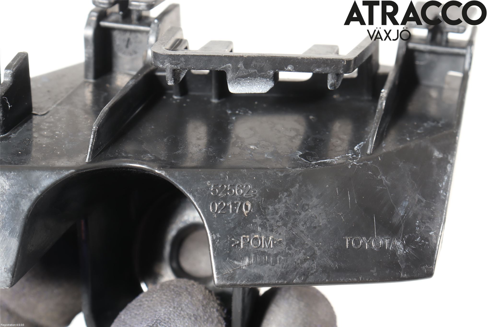 Toyota AURIS 13-19 Stötfångarfäste Bak Hö