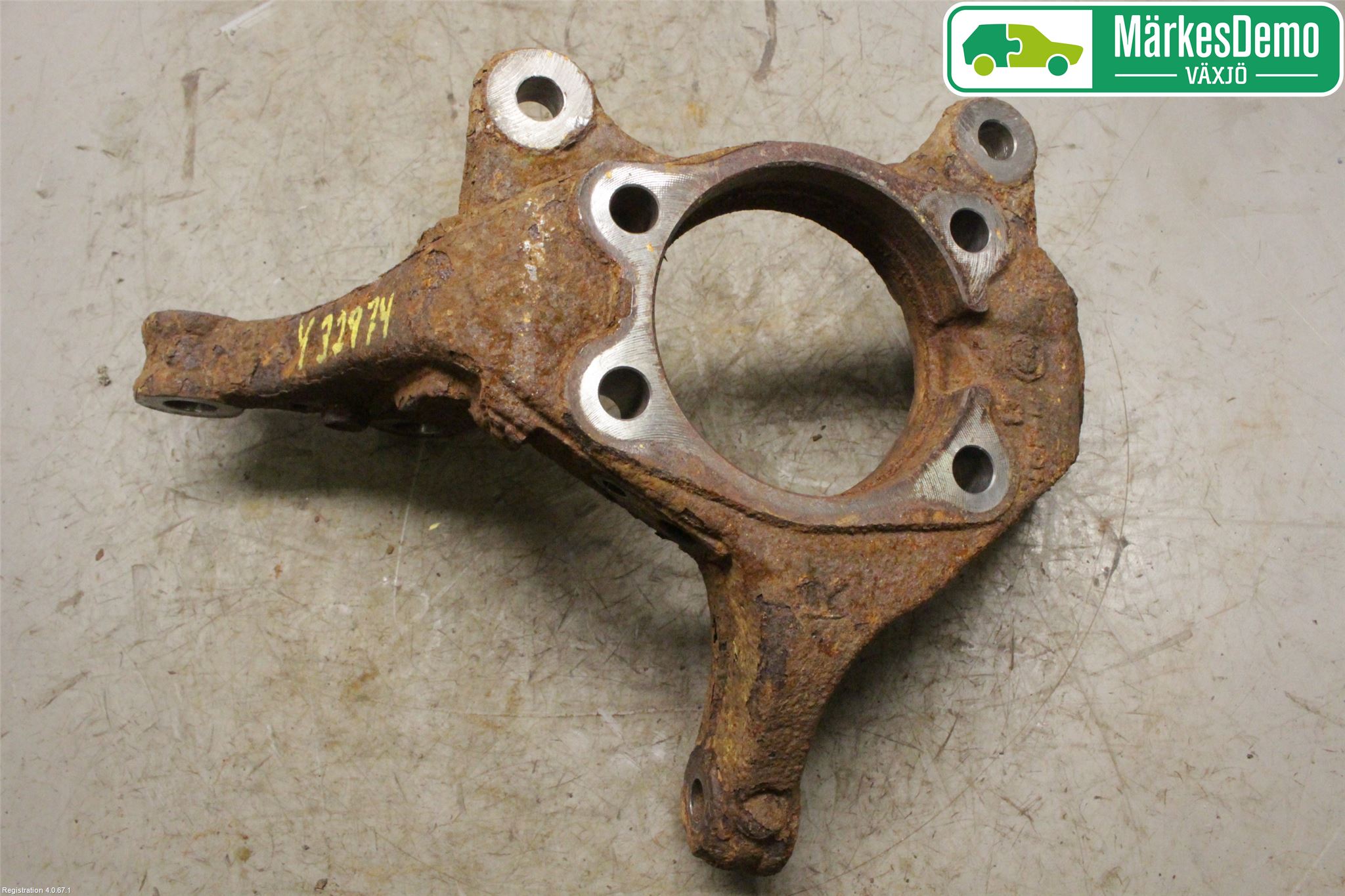 Toyota AURIS 10-12 Styrspindel Lagerhus Hö
