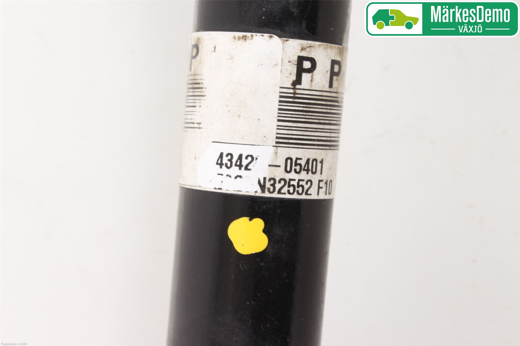Toyota AVENSIS 16-18 Drivaxel Fram Vänster