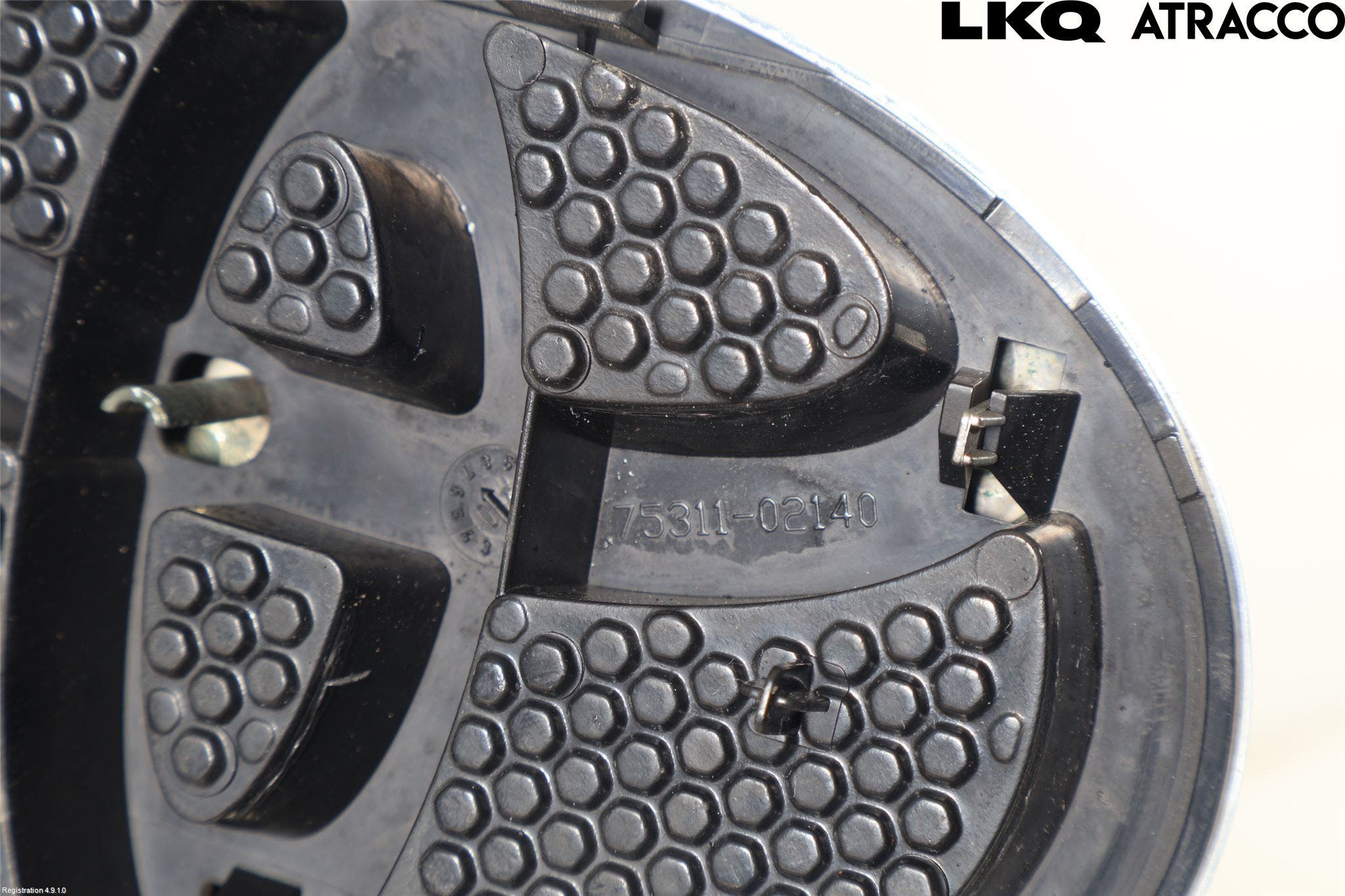 Toyota AURIS 07-09 Emblem