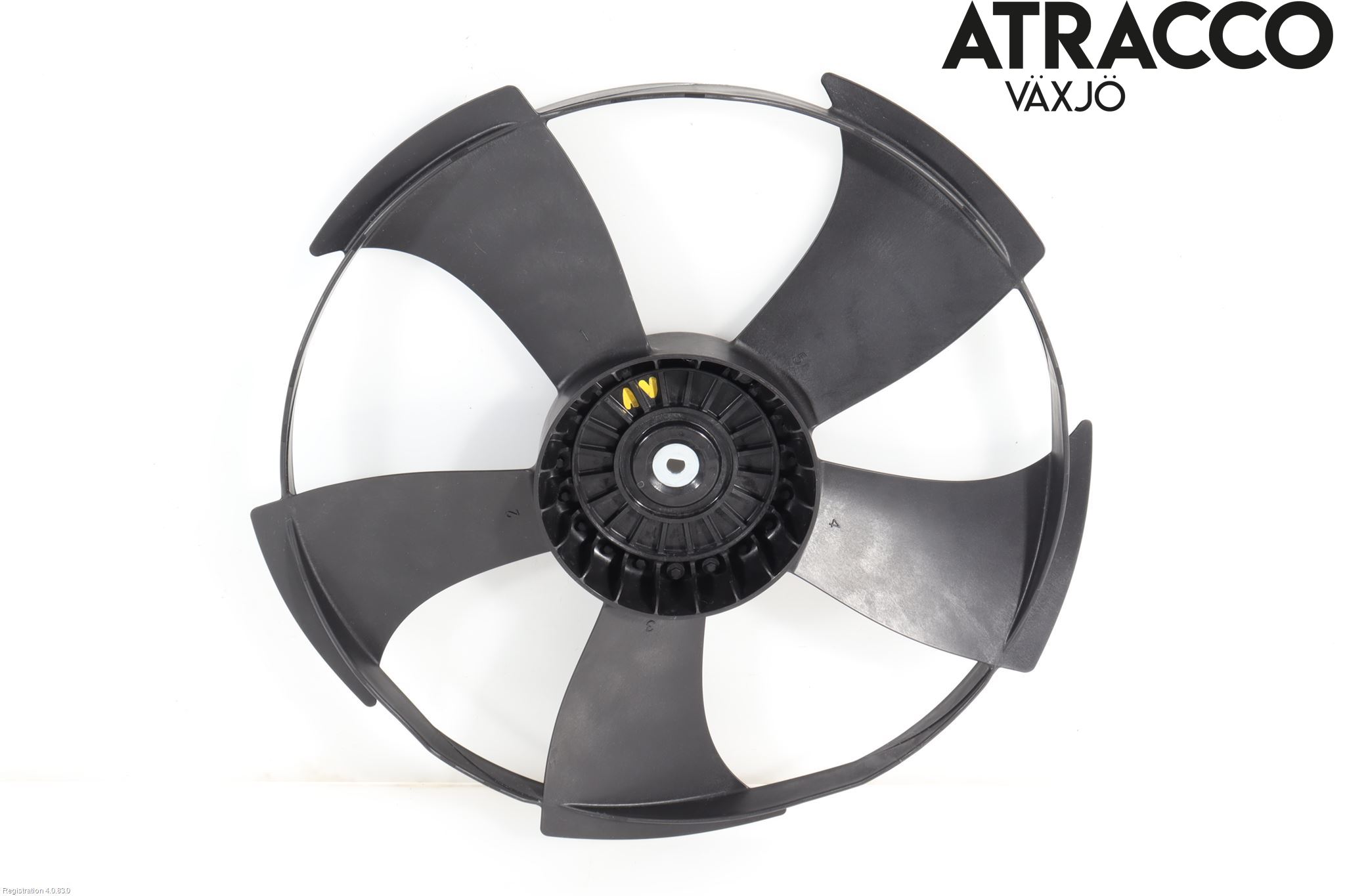 Suzuki SWIFT 17-24 Kylfläkt-Vinge