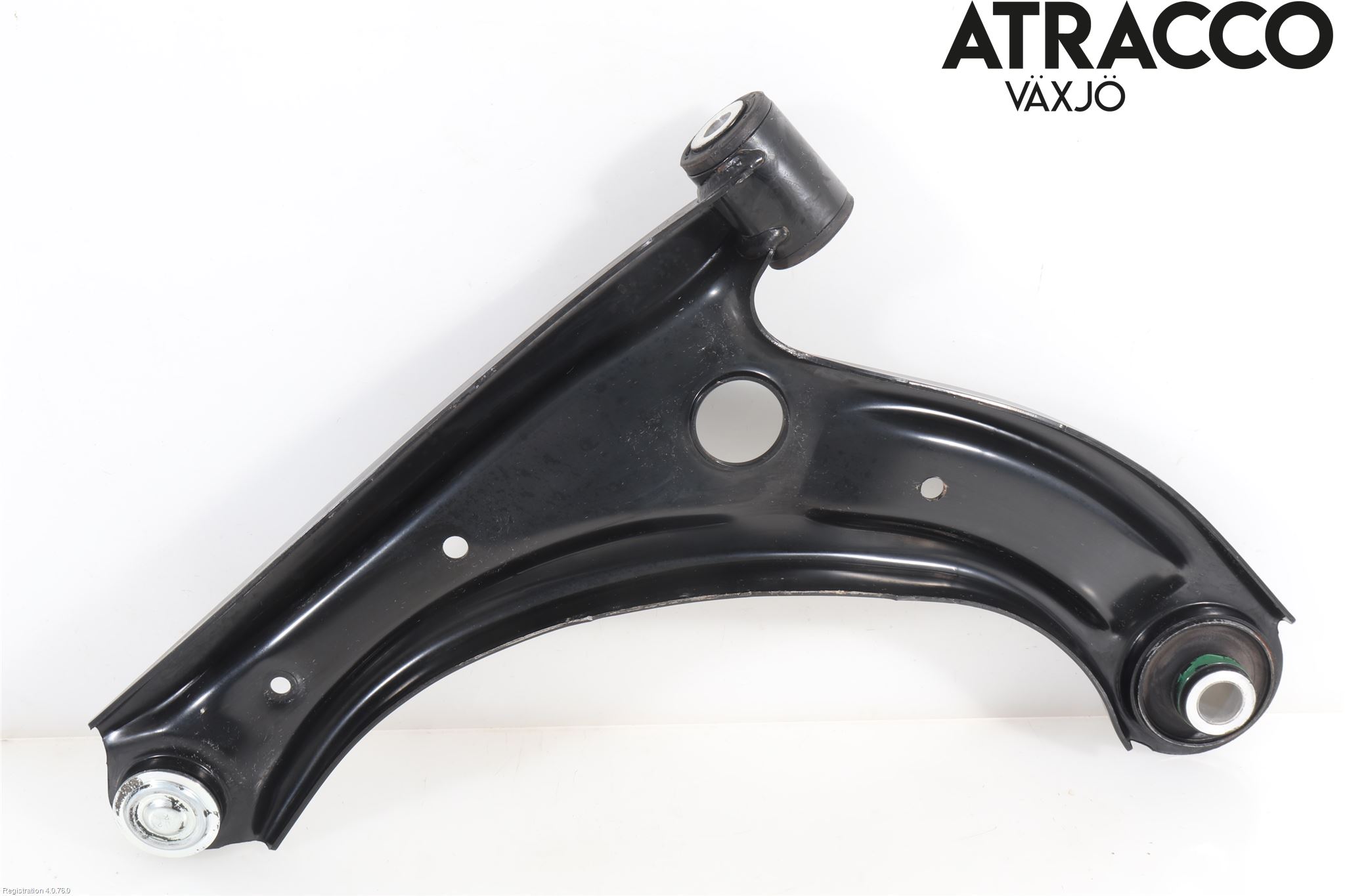 Suzuki SWIFT 17-24 Bärarm Fram Undre Vä