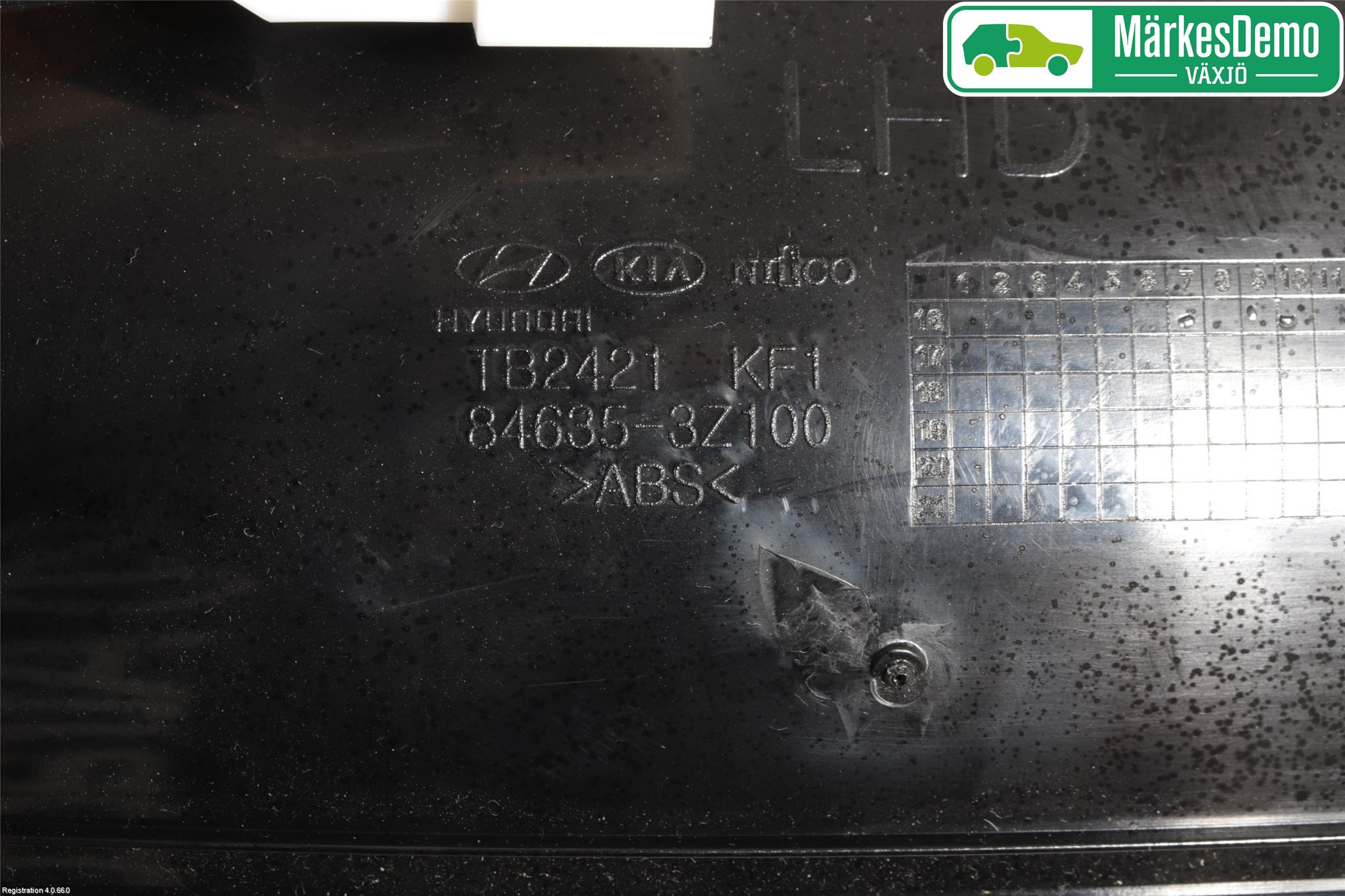 Hyundai i40 16-18 Instrumentbräda Förvaringsfack