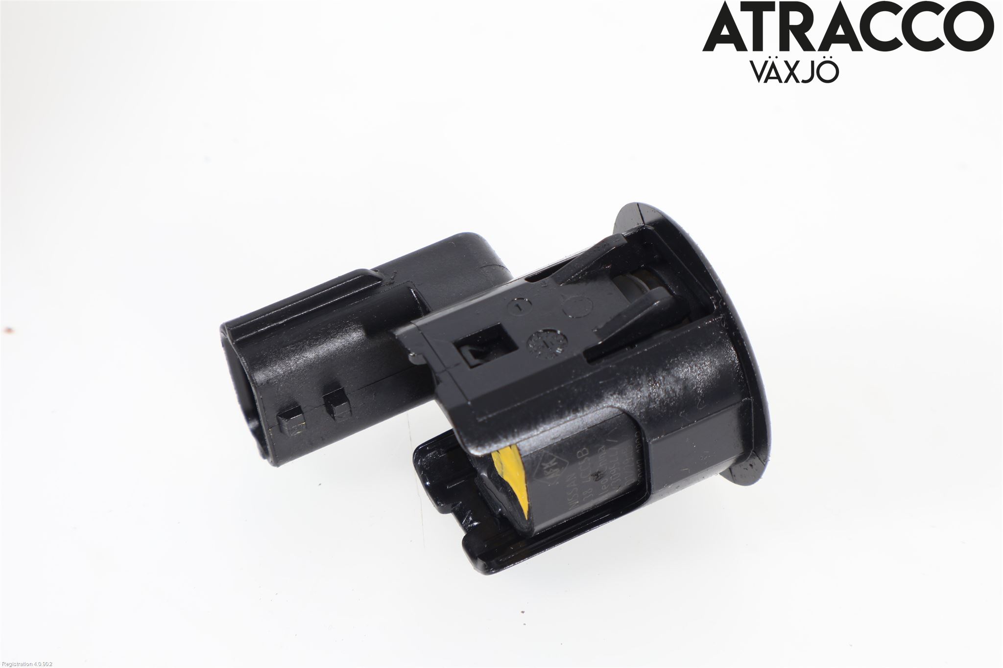 Nissan X-TRAIL 14-21 Parkeringshjälp Frontsensor