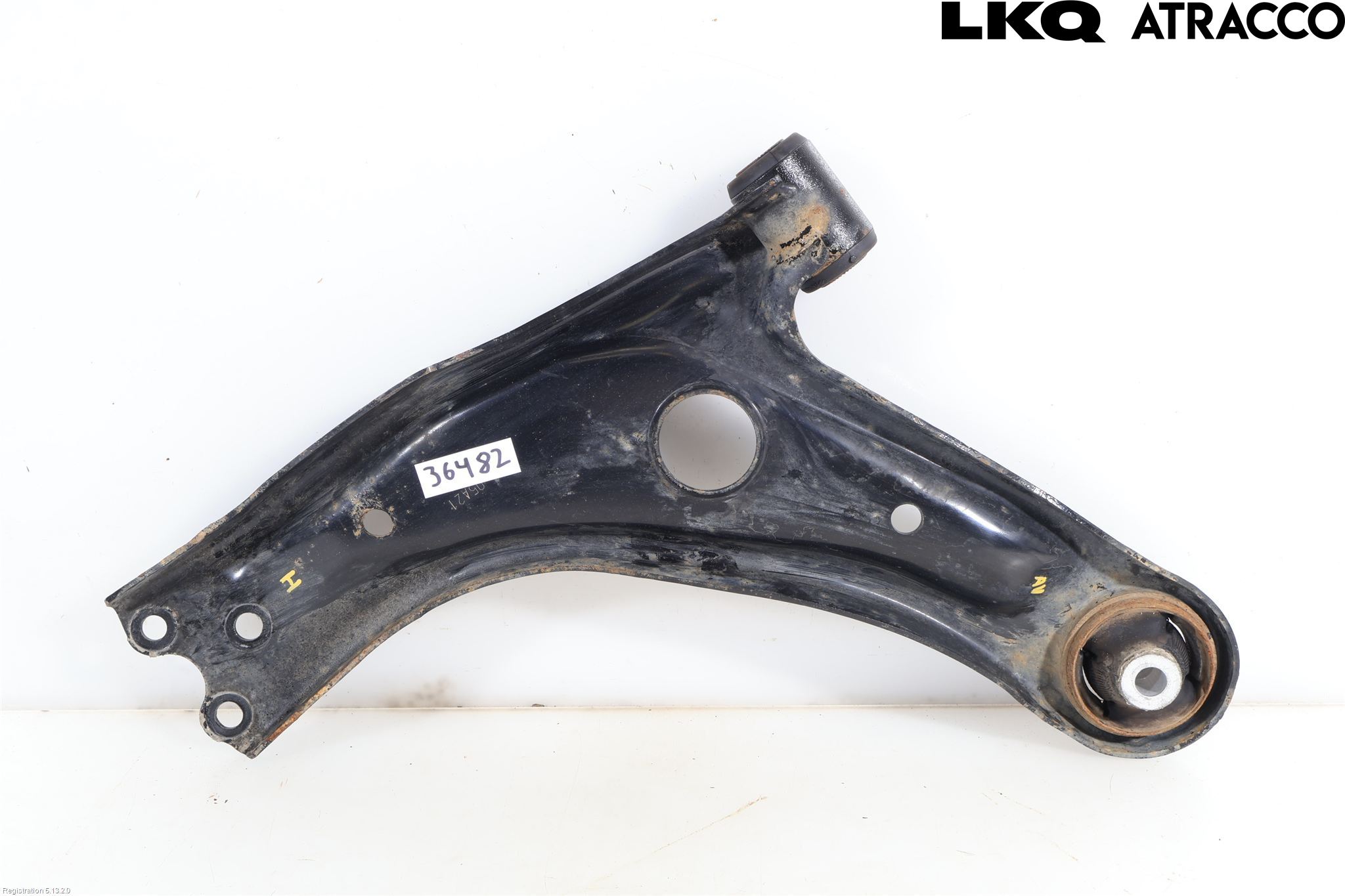 Toyota YARIS XP21 20- Bärarm Fram Undre Hö