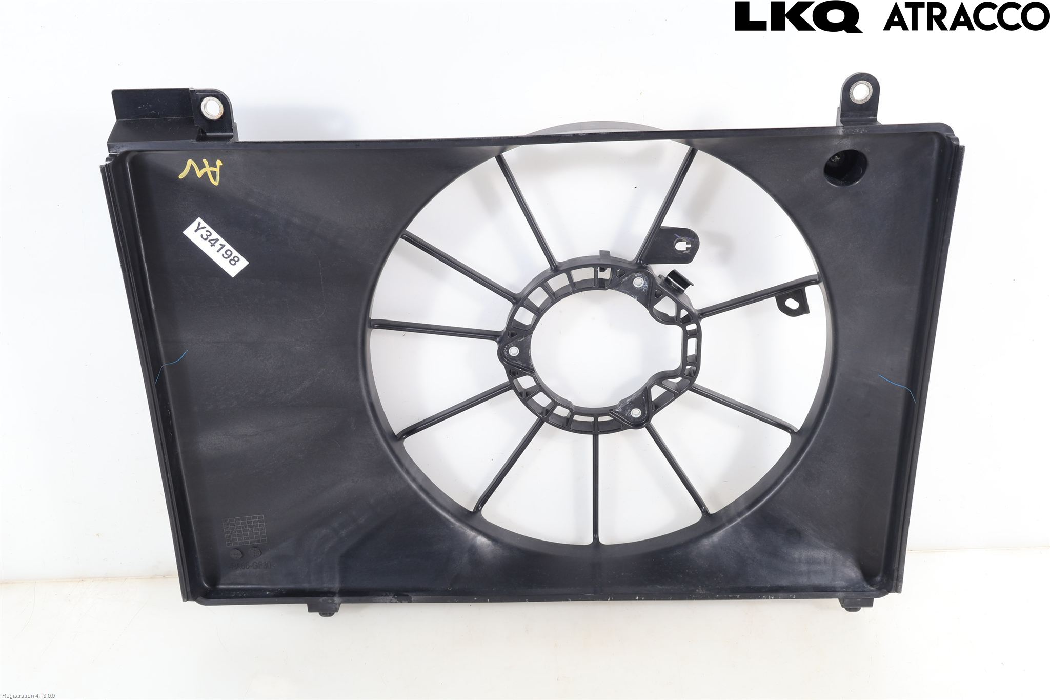 Suzuki SWIFT 17-24 Kylfläktkåpa