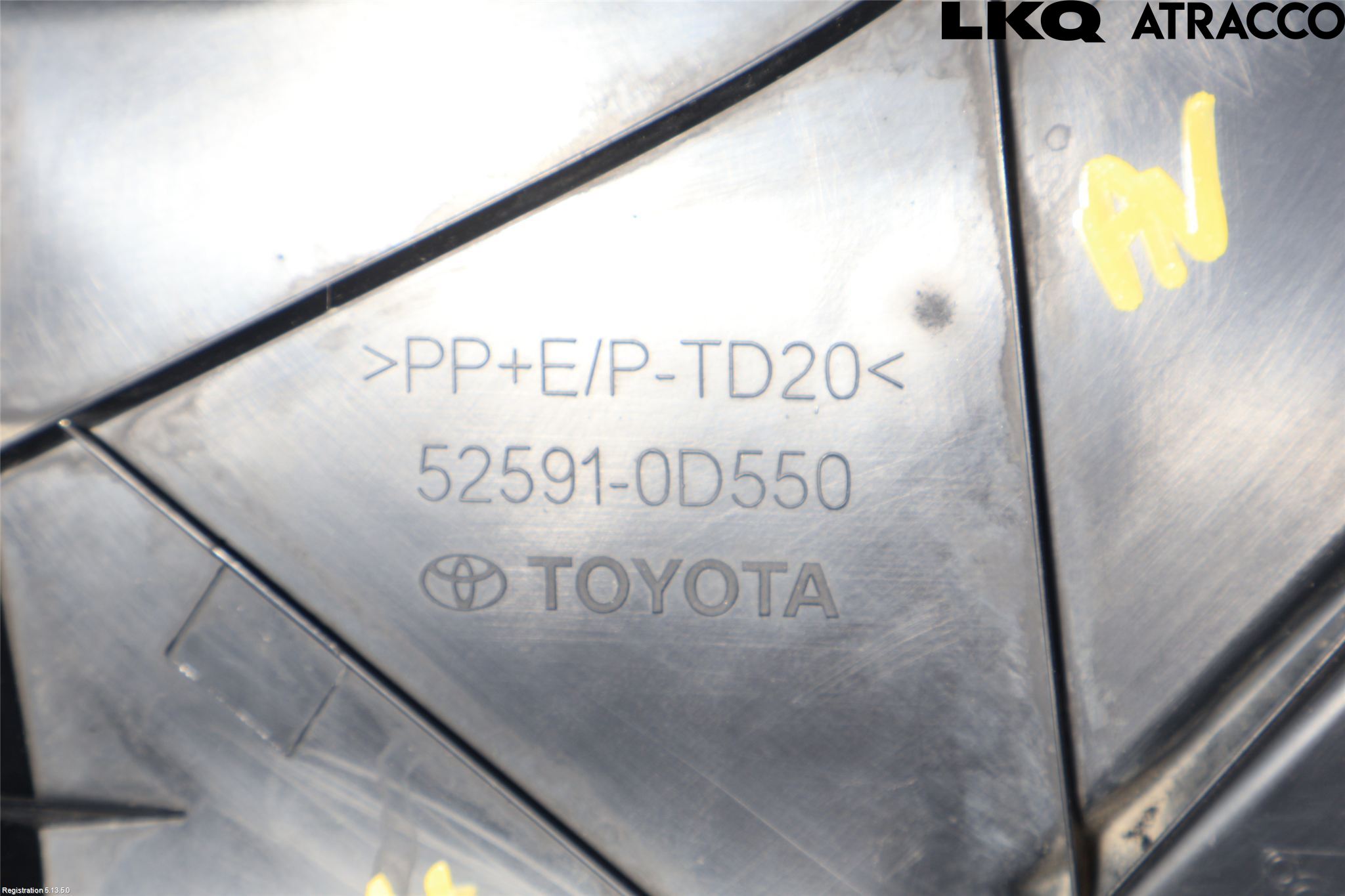 Toyota YARIS XP21 20- Skärm Inner