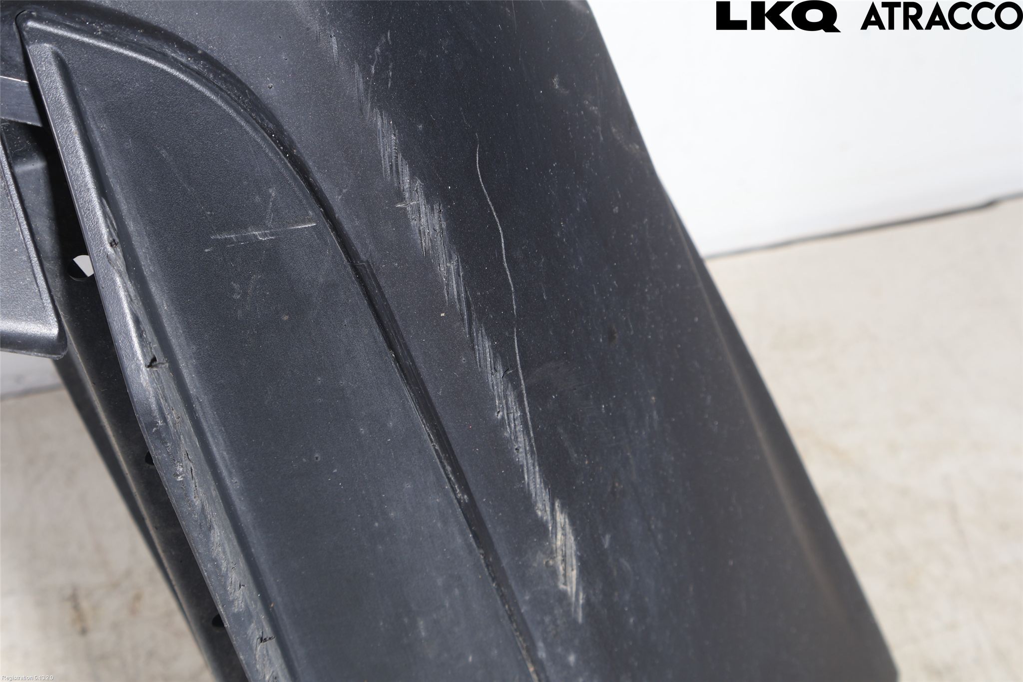Lexus NX 300h 15-21 Stötfångardel Bak Mitt
