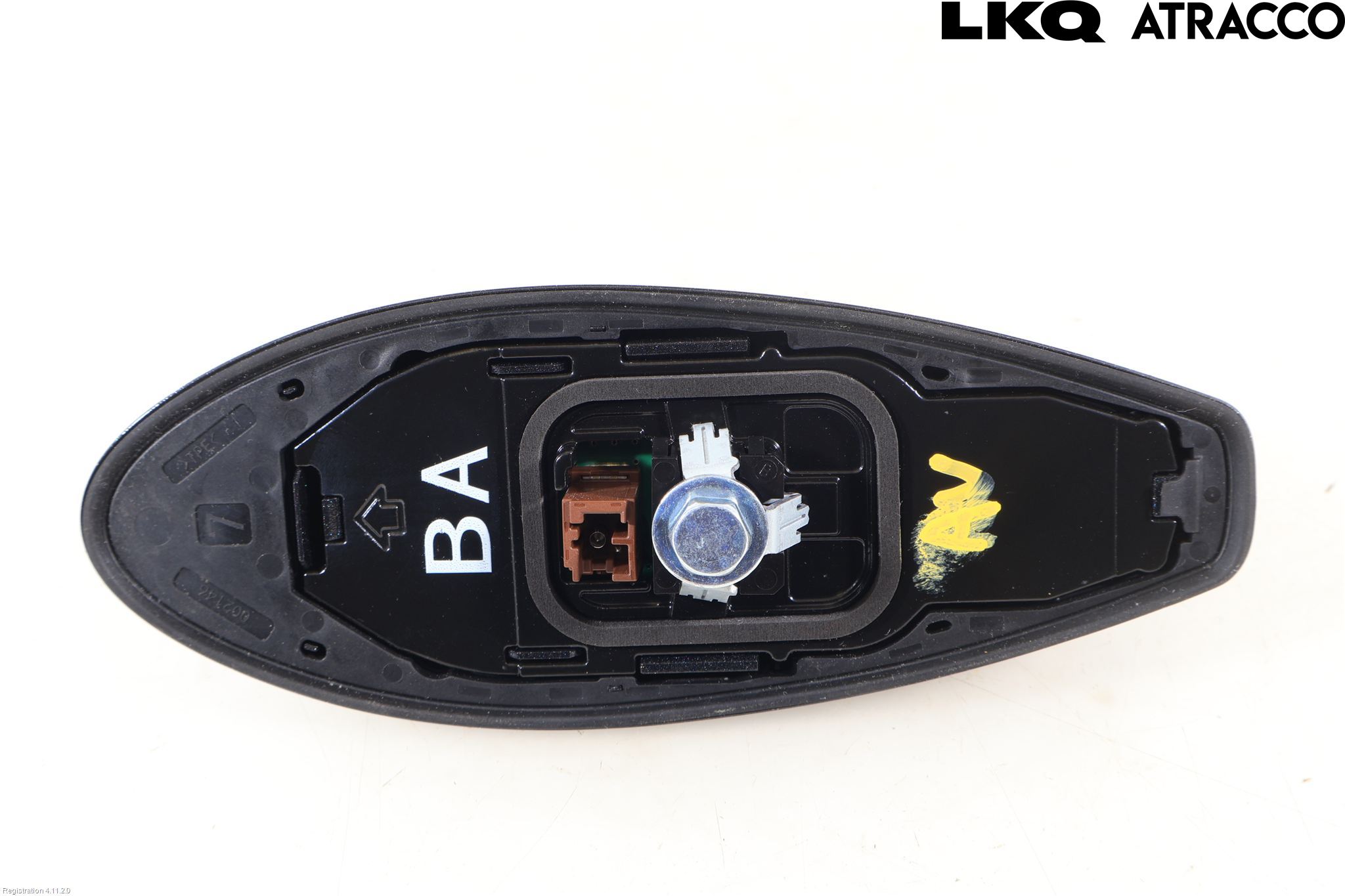 Lexus NX 340h/450h+ 21- Antenn