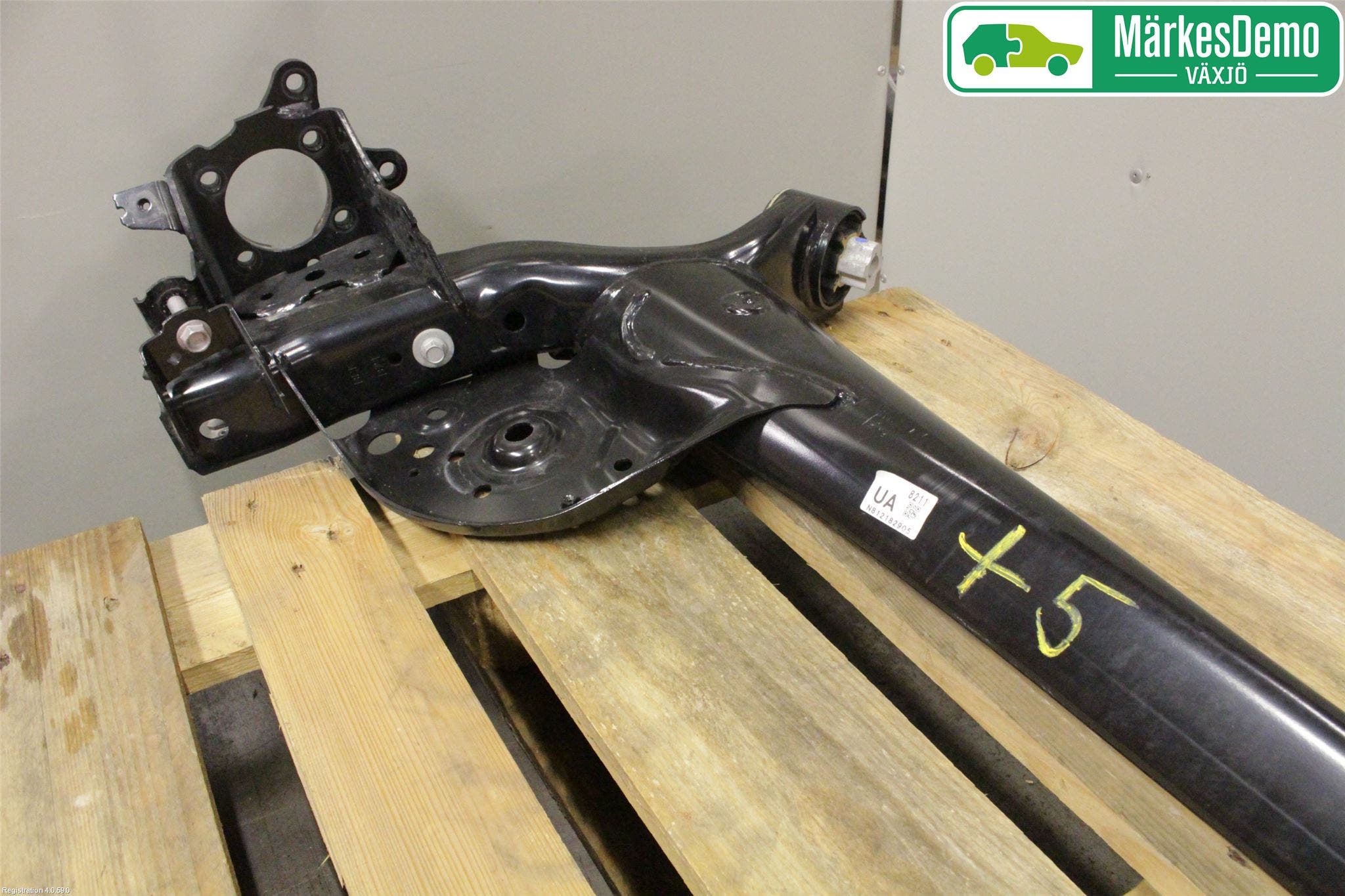 Mazda 3 IV 19- Bakaxelbalk