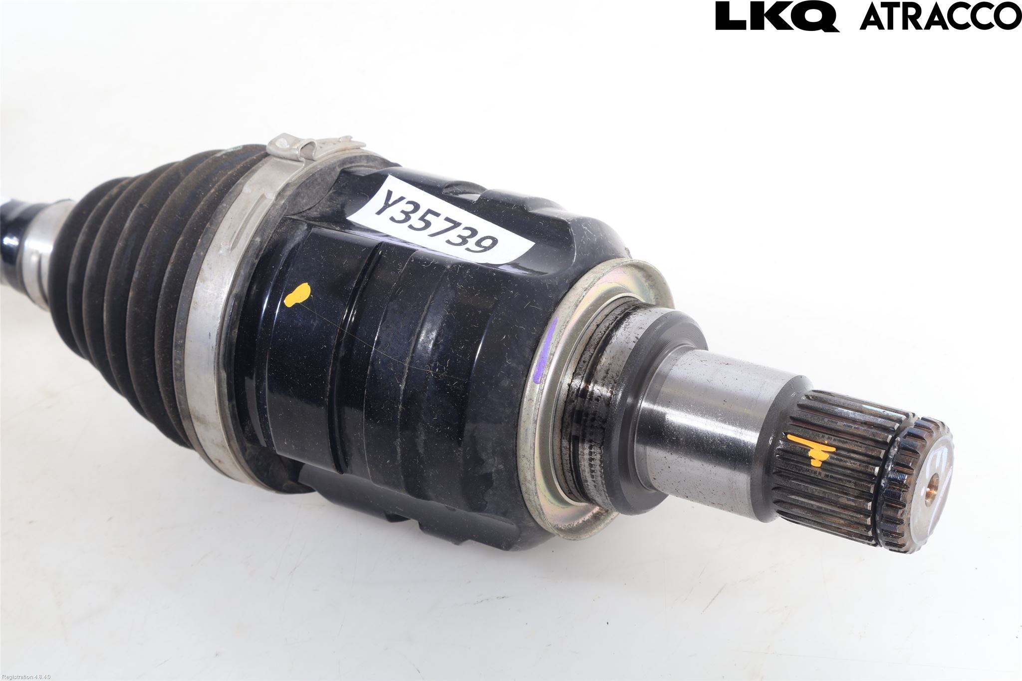 Toyota C-HR 16-23 Drivaxel Fram Vänster