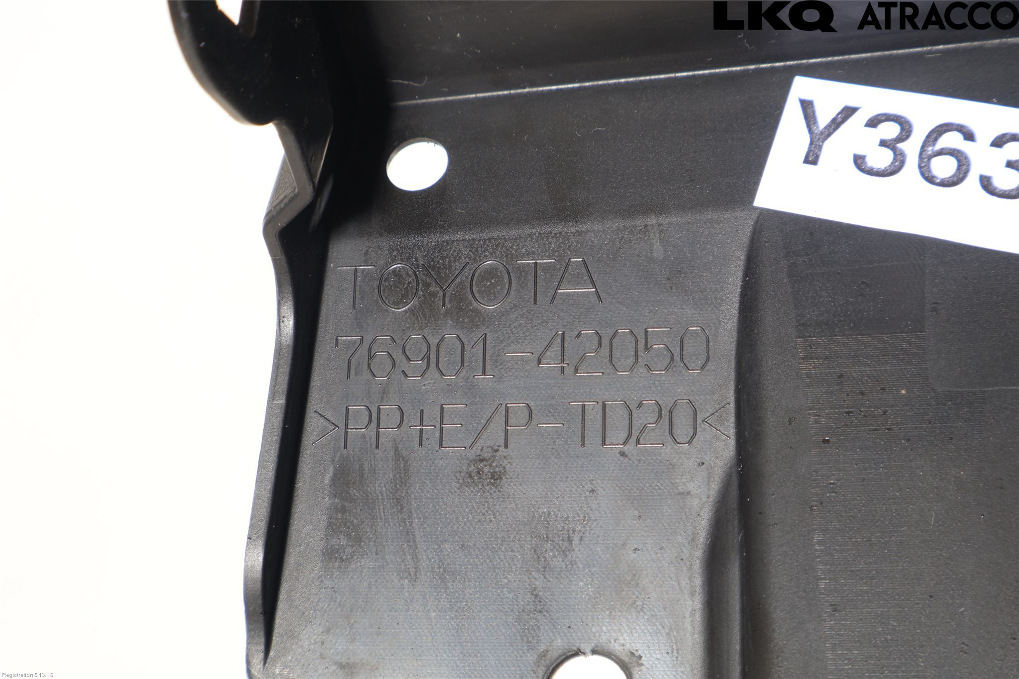 Toyota RAV4 19- List Skärmkant