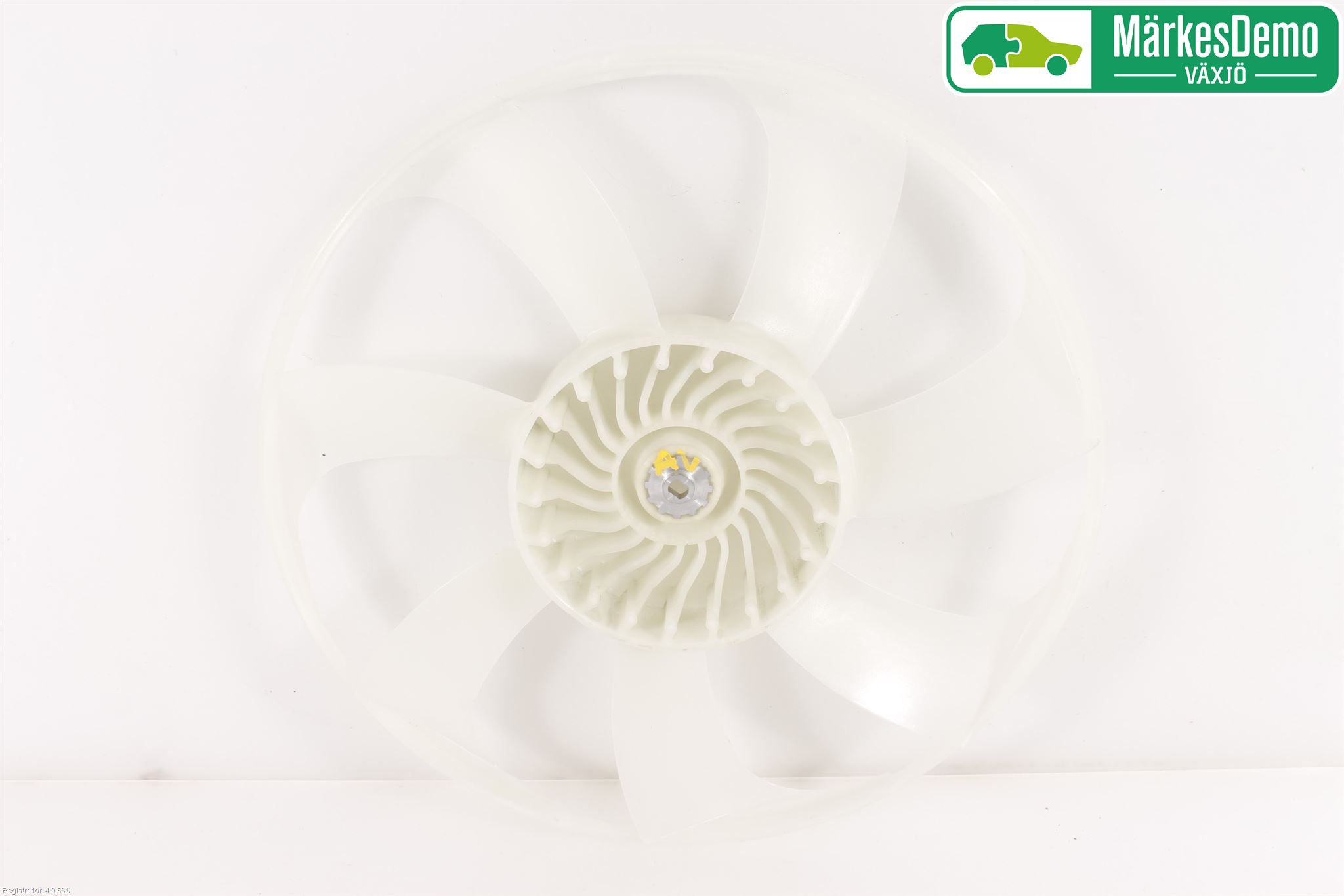 Toyota AURIS 13-19 Kylfläkt-Vinge