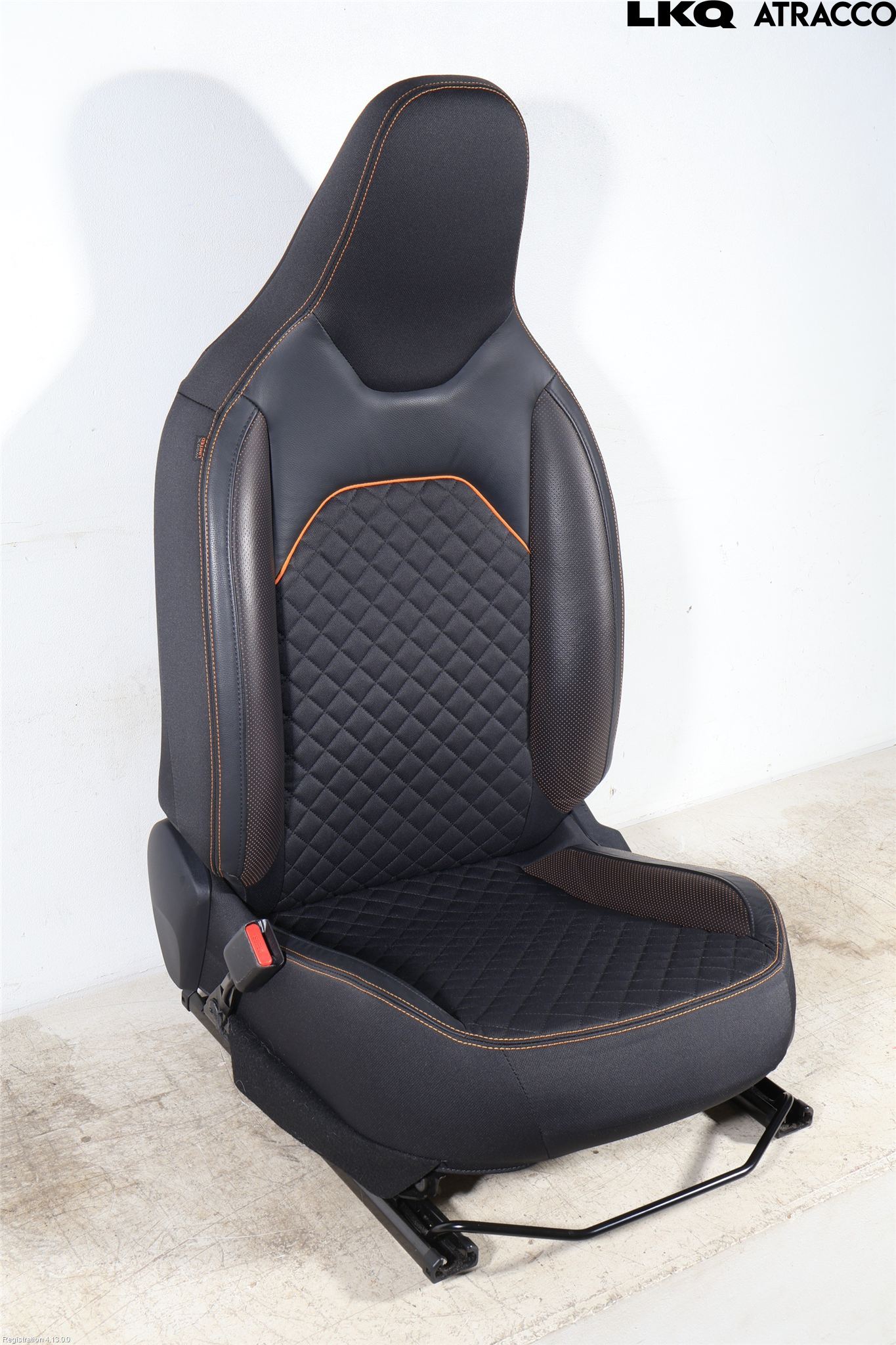 Toyota AYGO X AB70 22- Inredning Stol Fram Vä