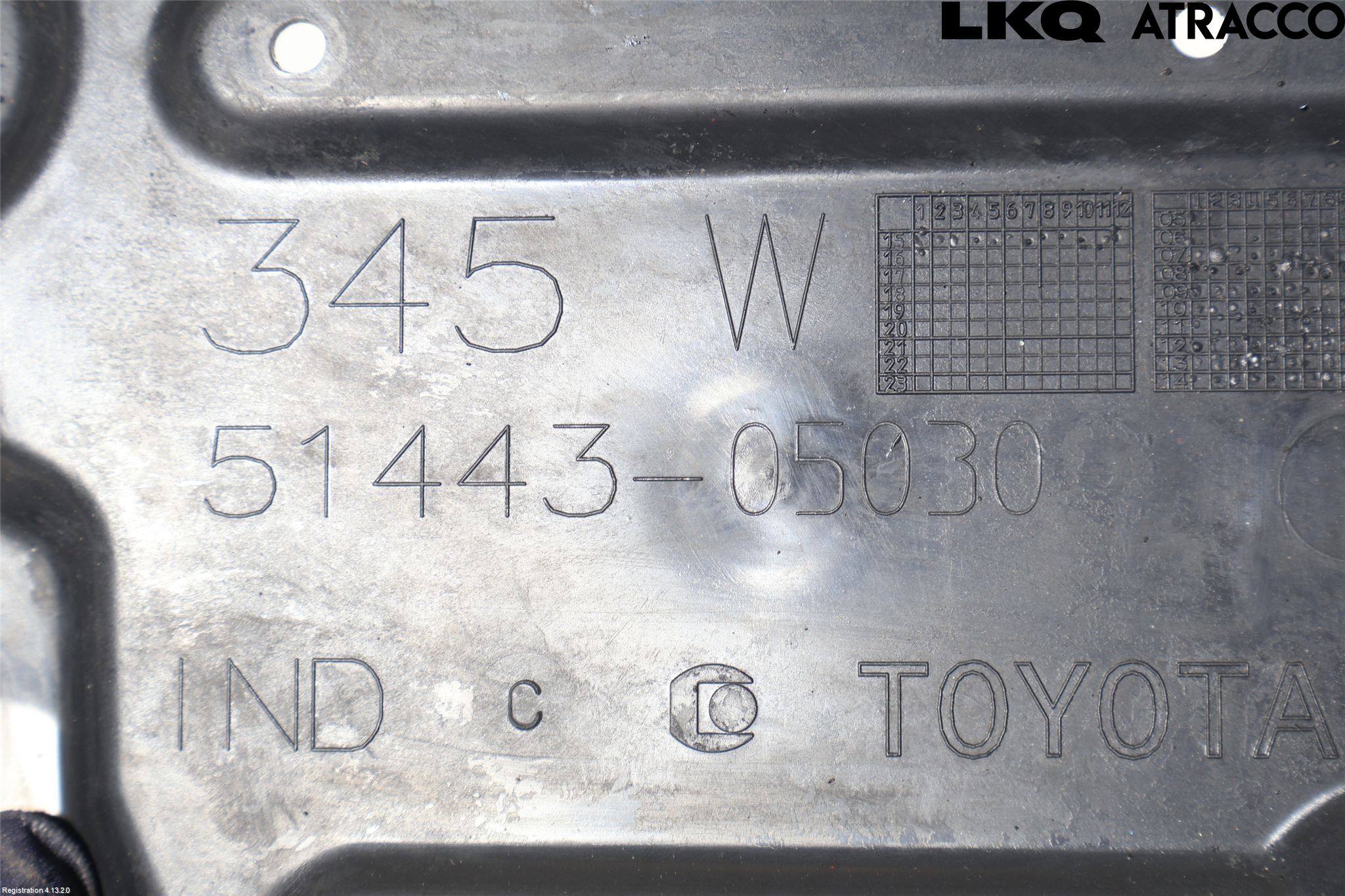 Toyota AURIS 13-19 Hasplåt Plåt-Plast