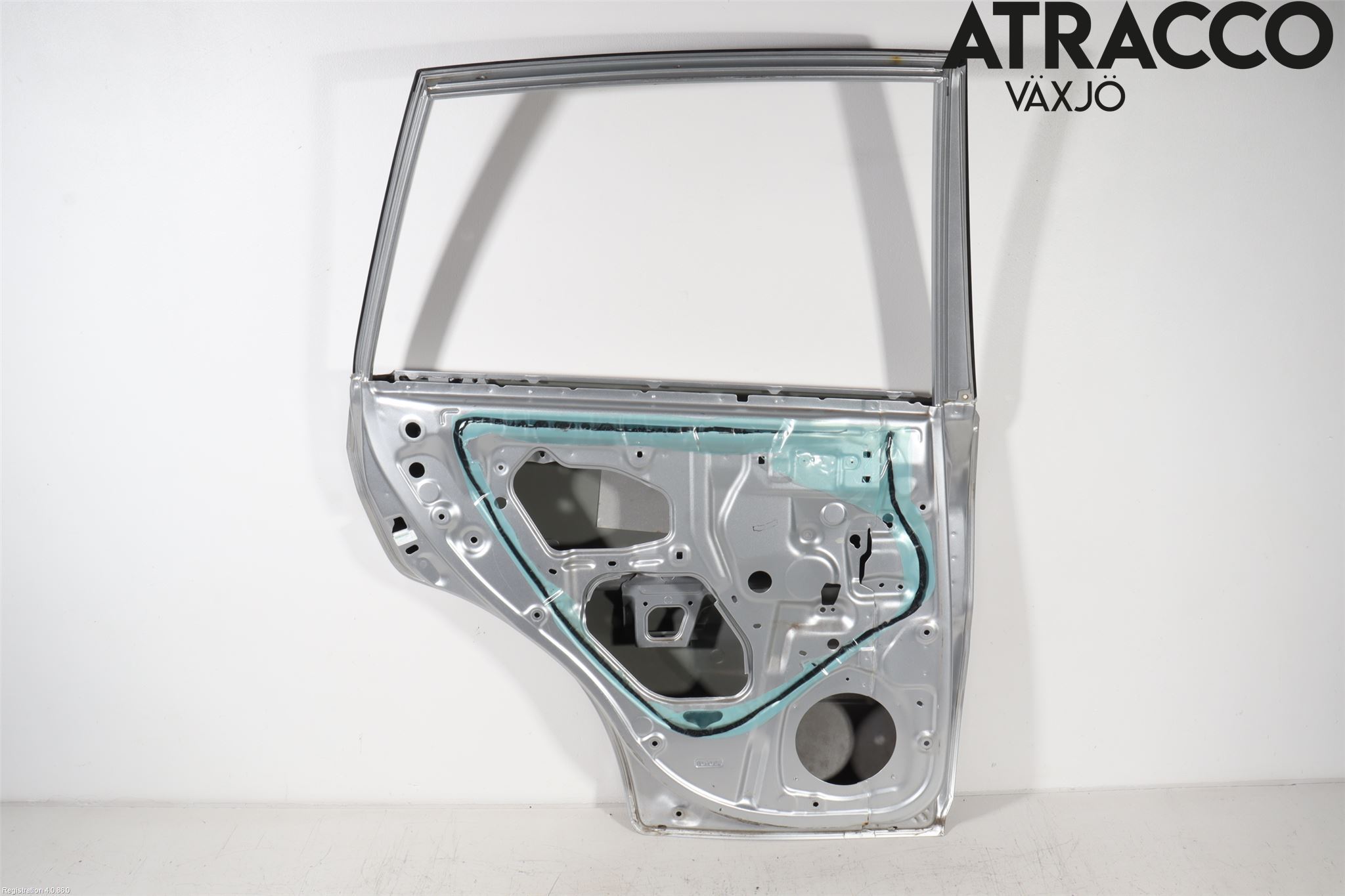 Toyota RAV 4 00-06 Dörr Bak Vänster