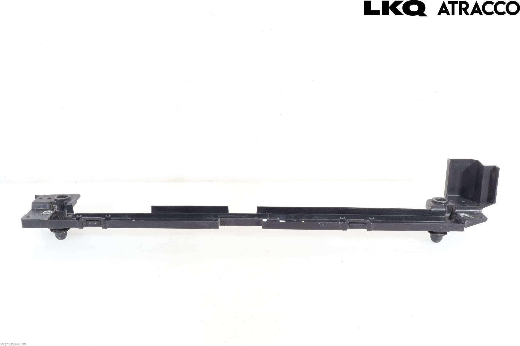 Toyota YARIS XP130 15-20 Kylfläktkåpa