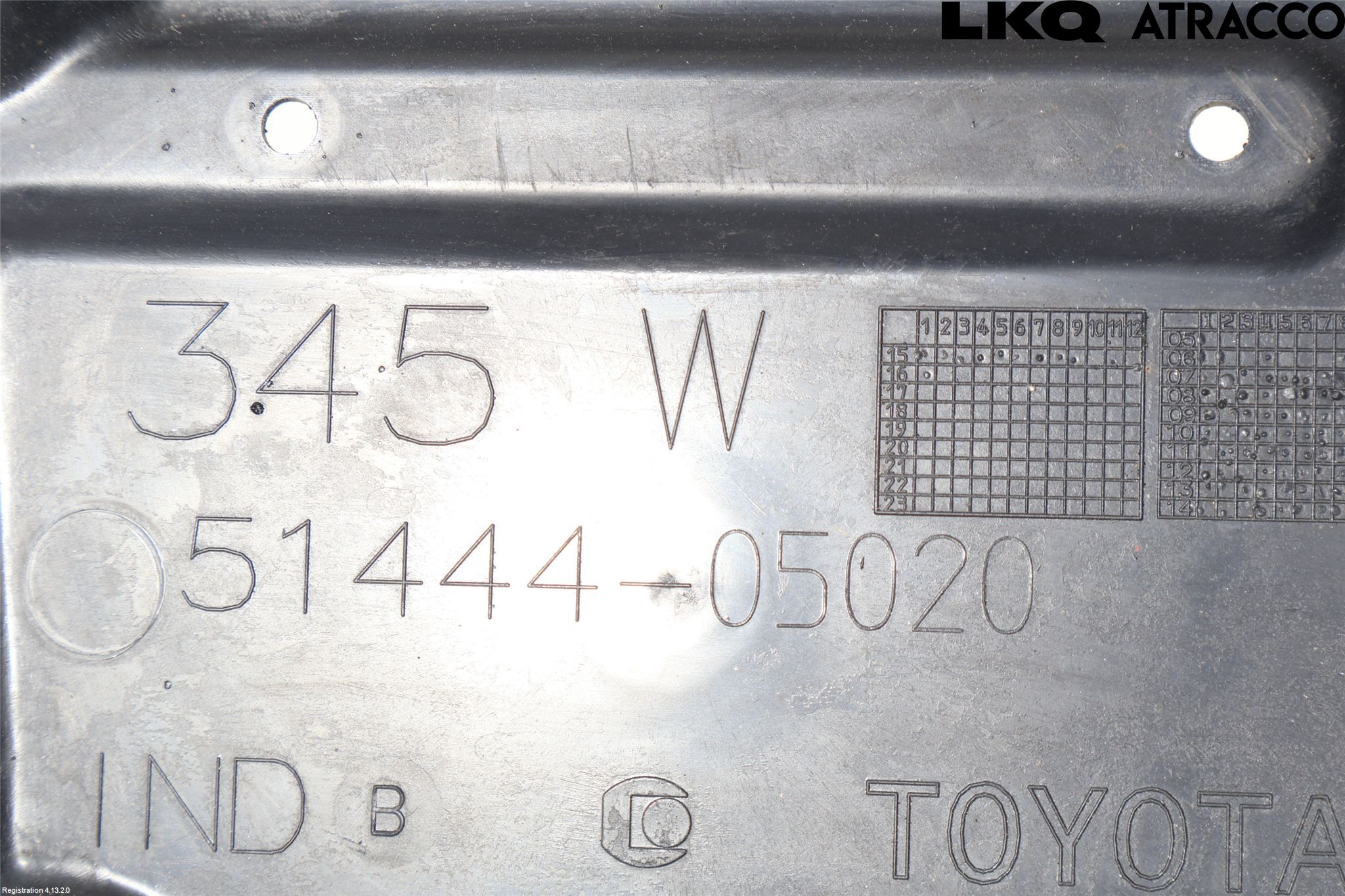 Toyota AURIS 13-19 Hasplåt Plåt-Plast