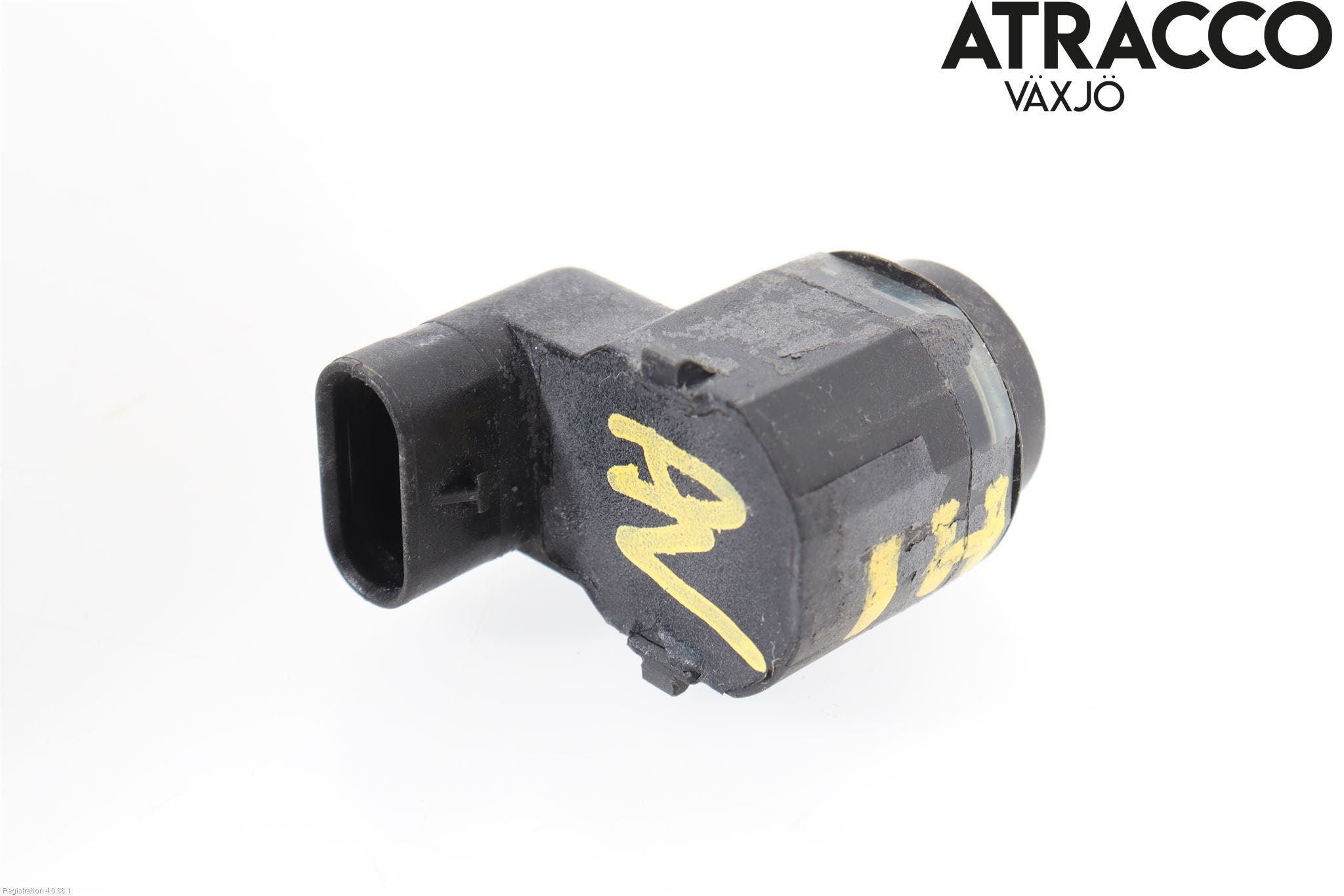 BMW 5 F10/F11/F18 09-17 Parkeringshjälp Frontsensor