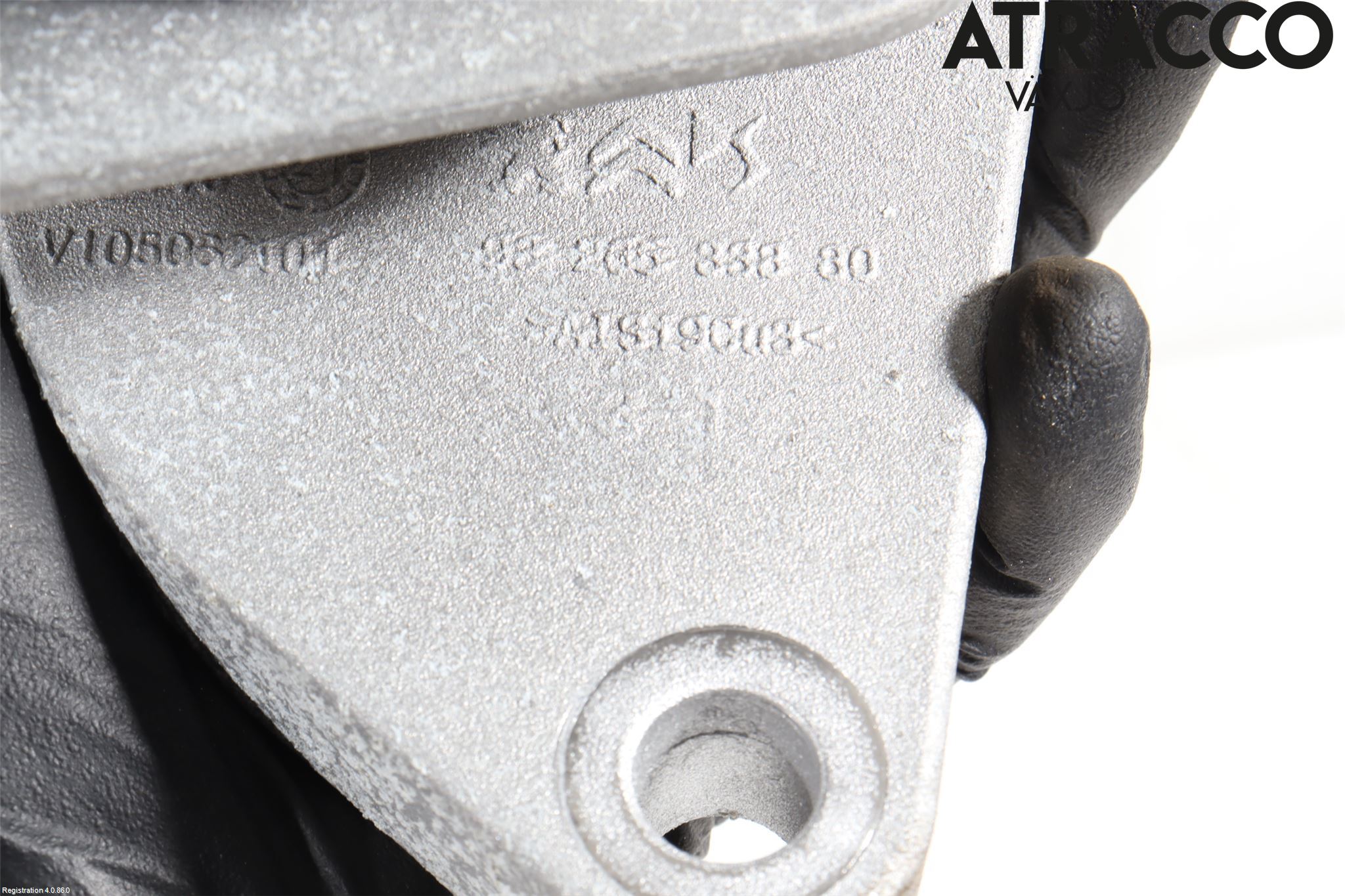 Peugeot 208/E-208 20- Motorfäste