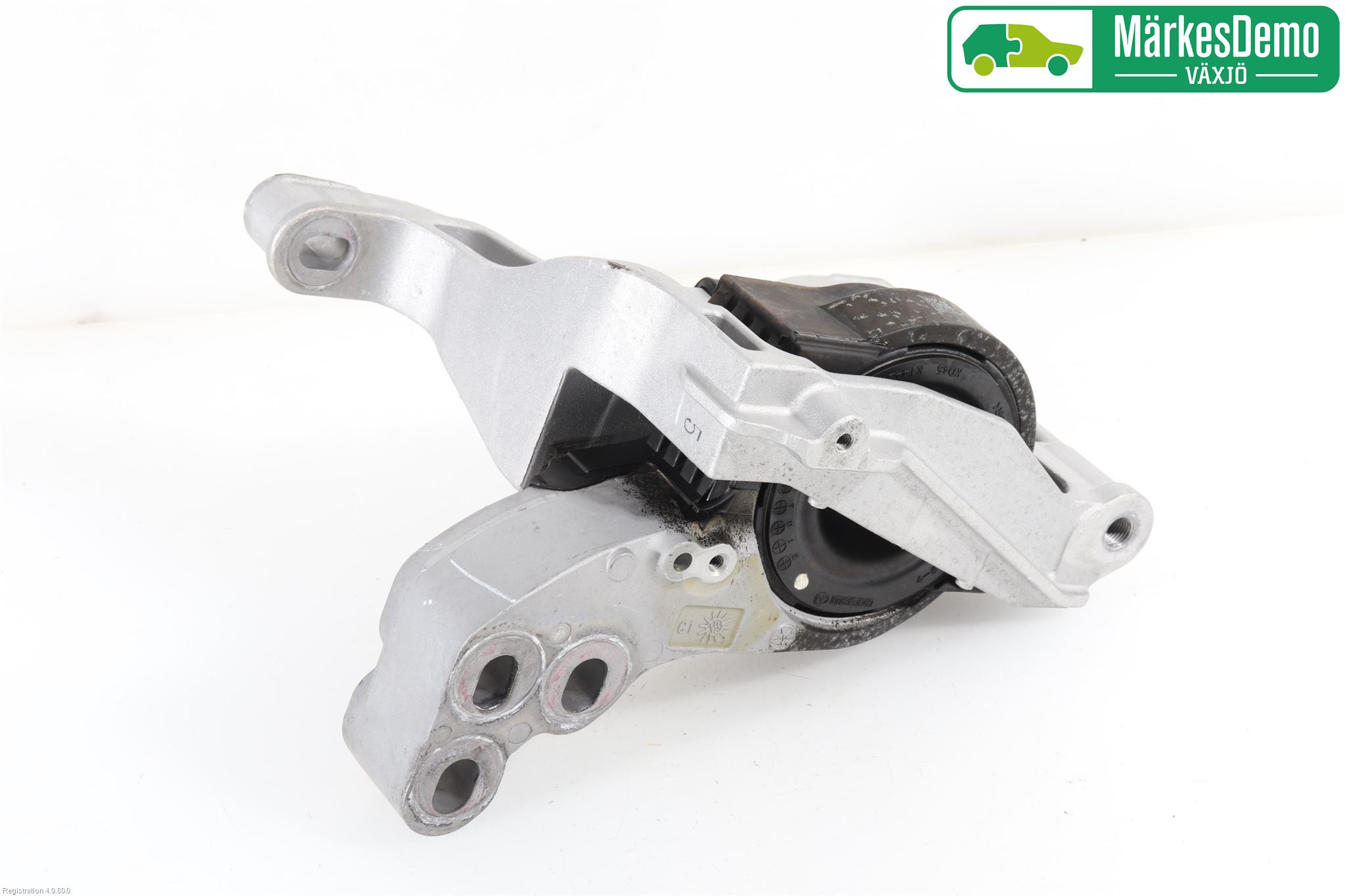 Mazda CX-30 20- Motorfäste