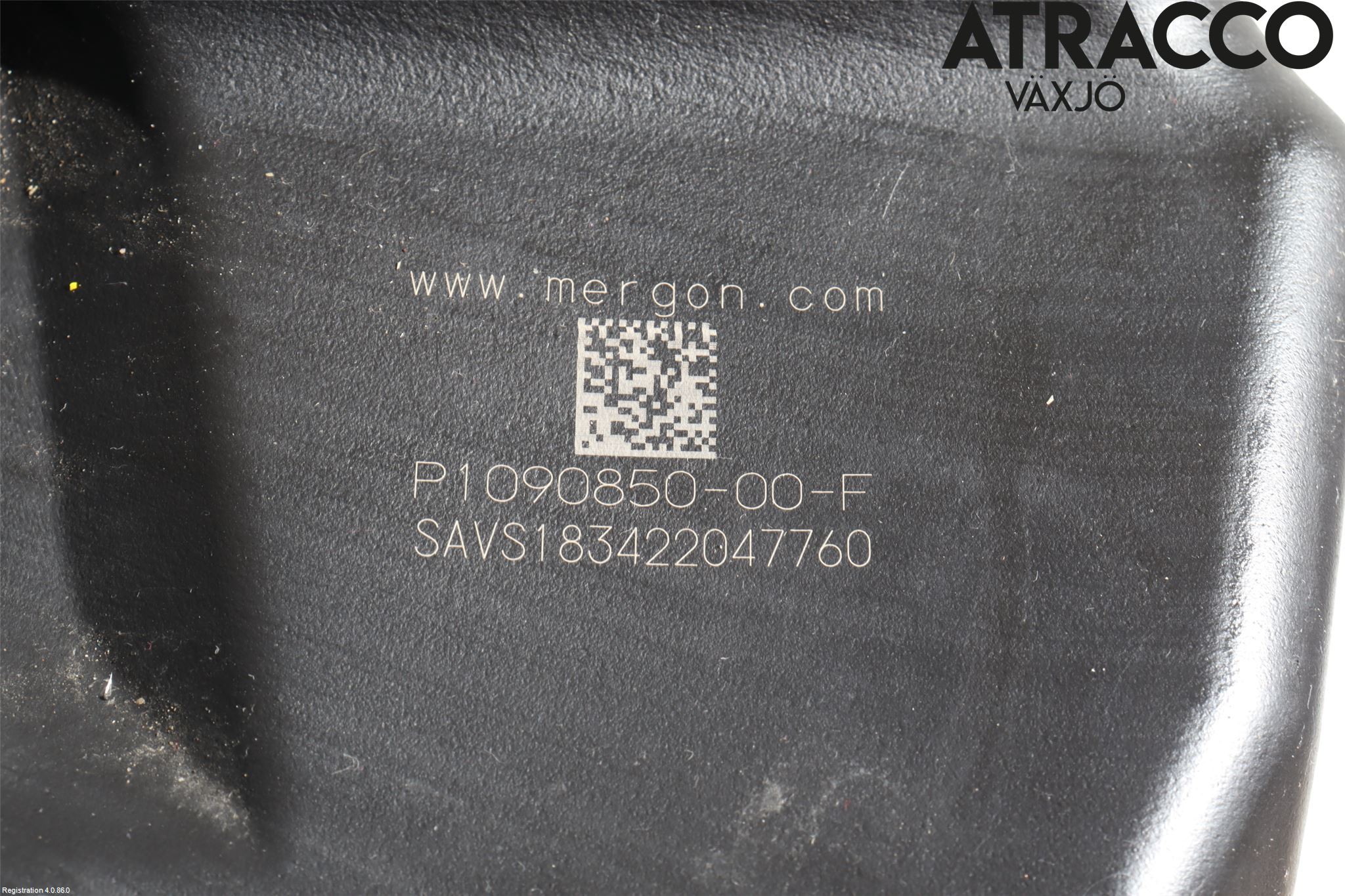 Tesla MODEL 3 17- Spolartank Vindruta