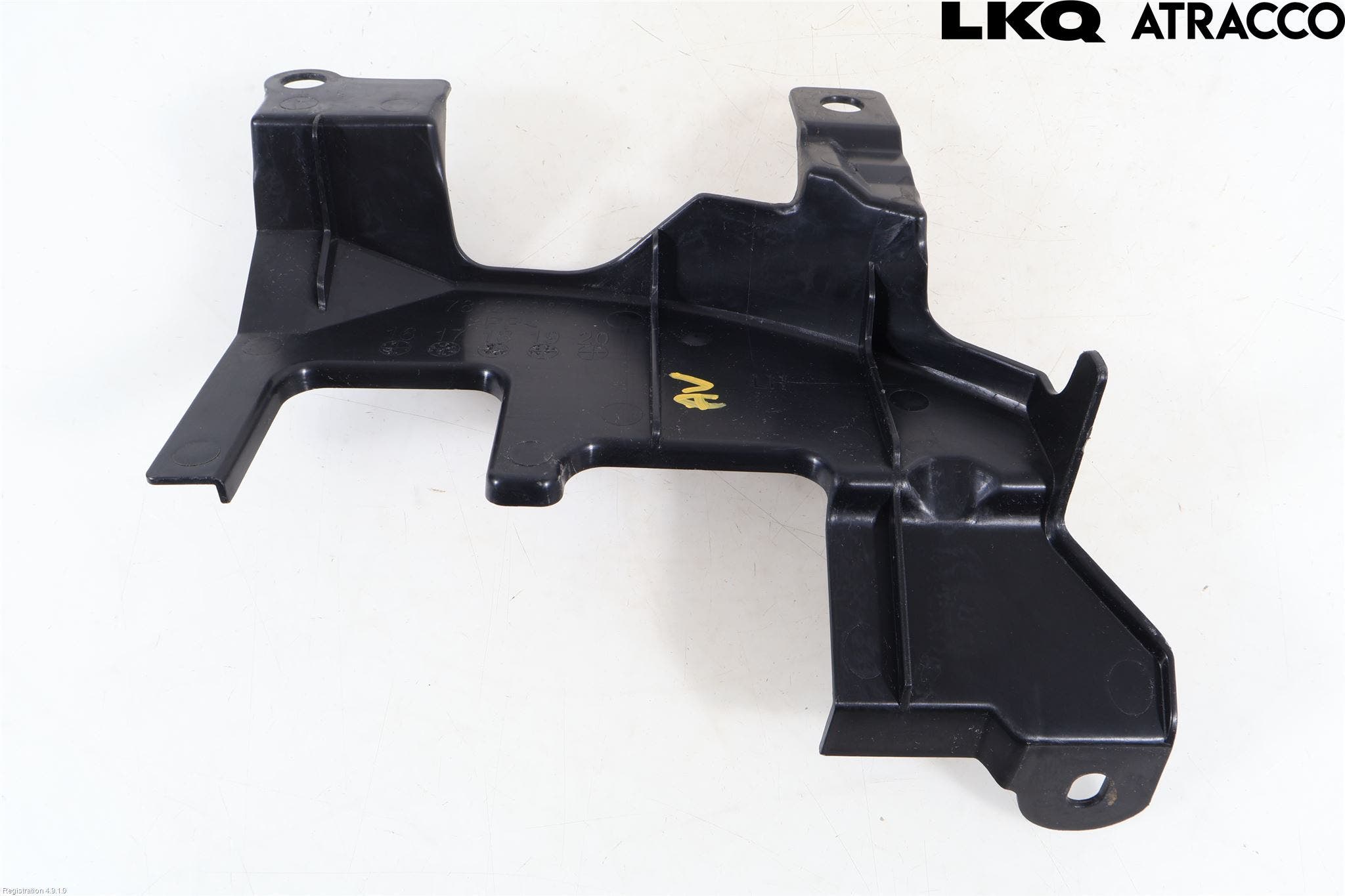 Mitsubishi OUTLANDER 13-21 Deflektor Plåt-Plast Kylning