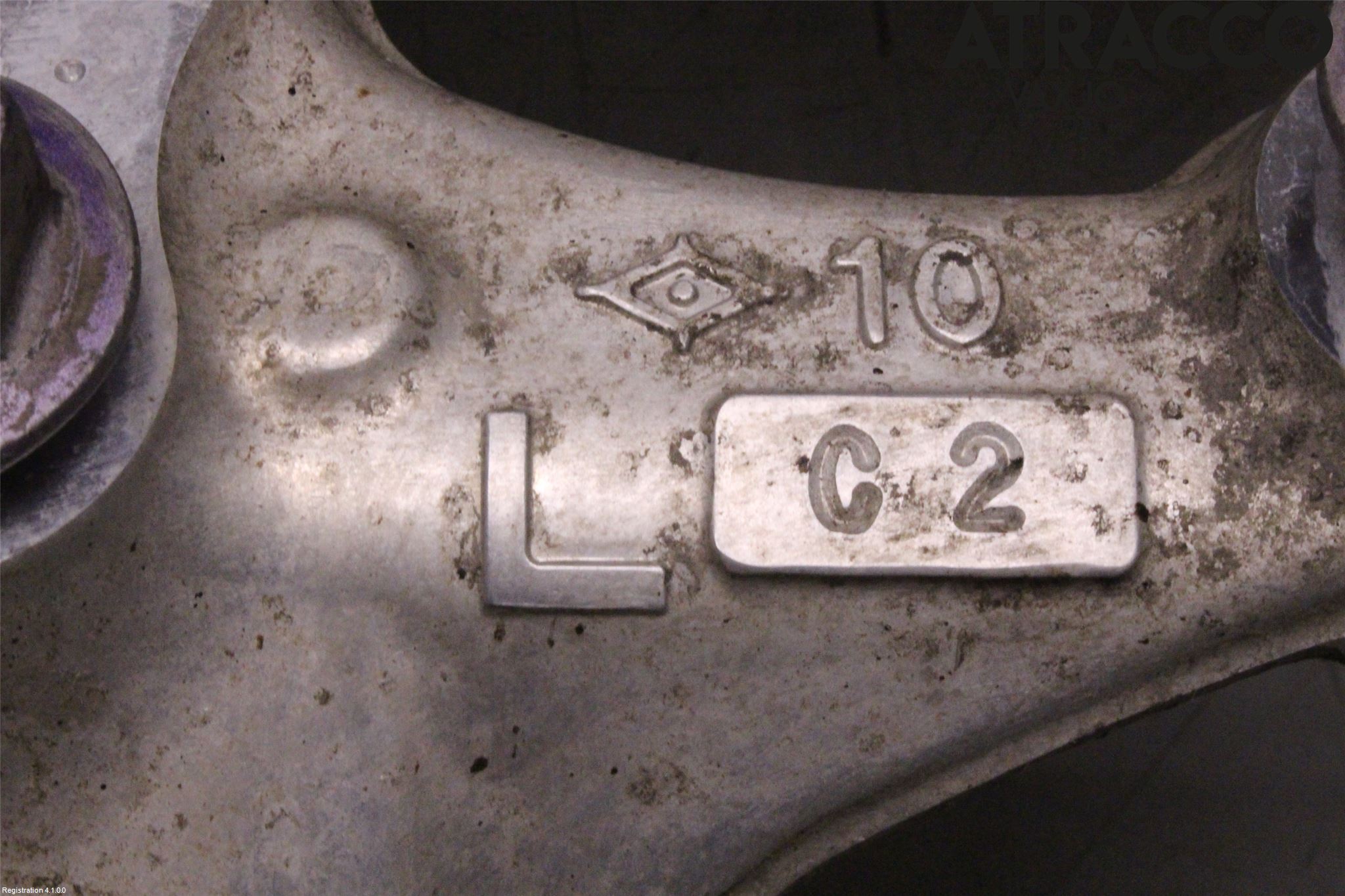 Suzuki ACROSS 21- Hjullagerhus-Spindel Vä B