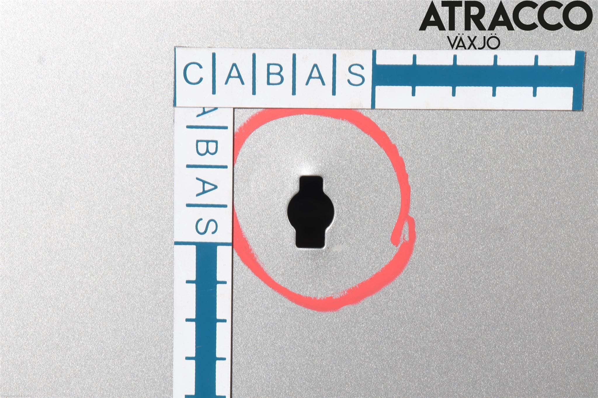 Toyota AVENSIS 03-06 Huv Fram