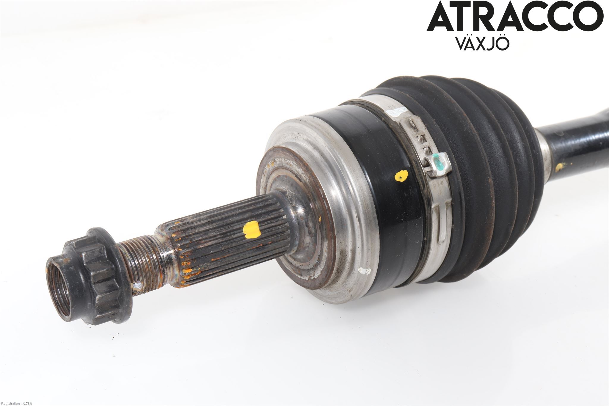 Toyota C-HR 16-23 Drivaxel Fram Höger