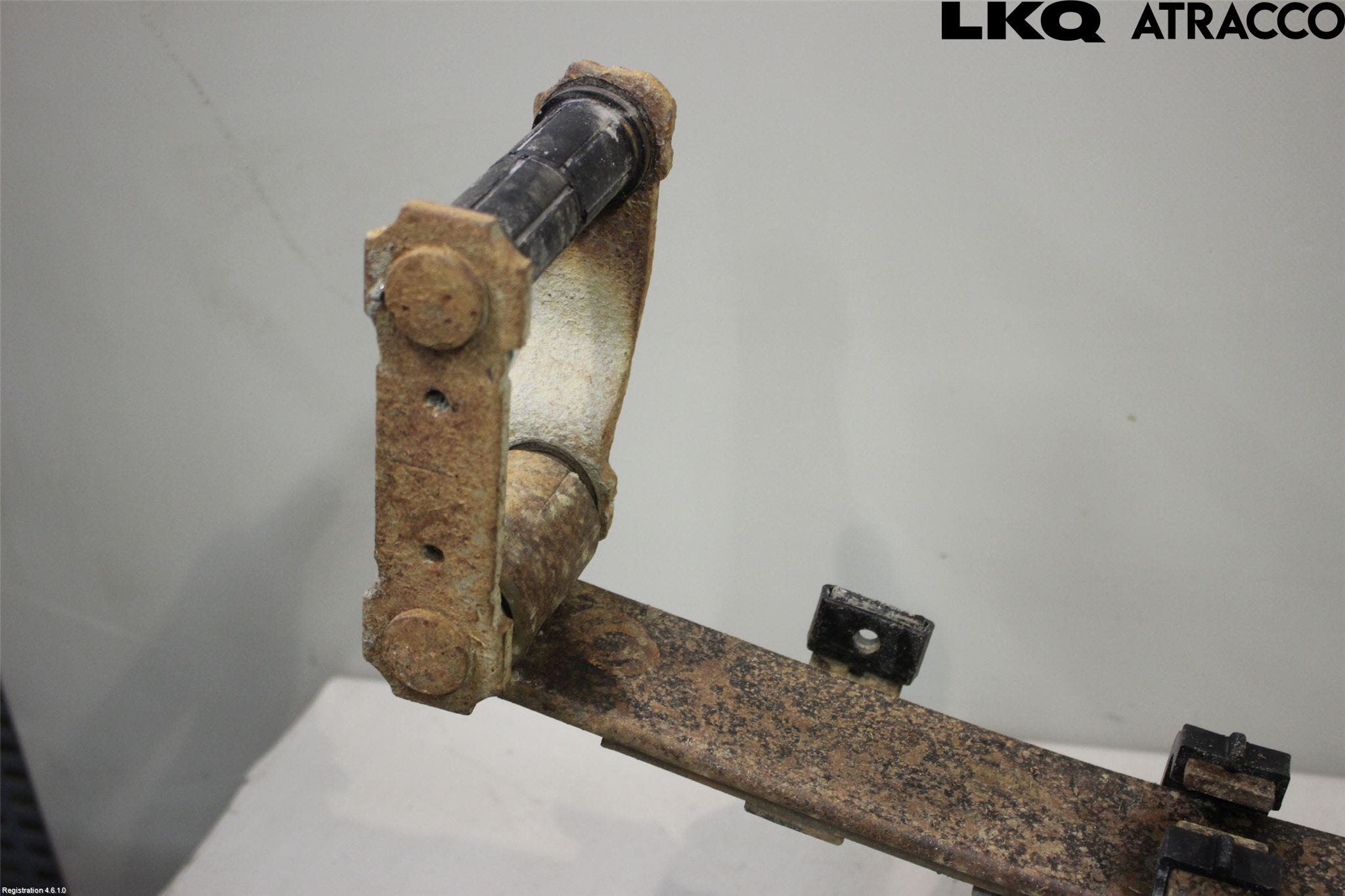 Toyota HILUX 16- Fjäder Bak Blad