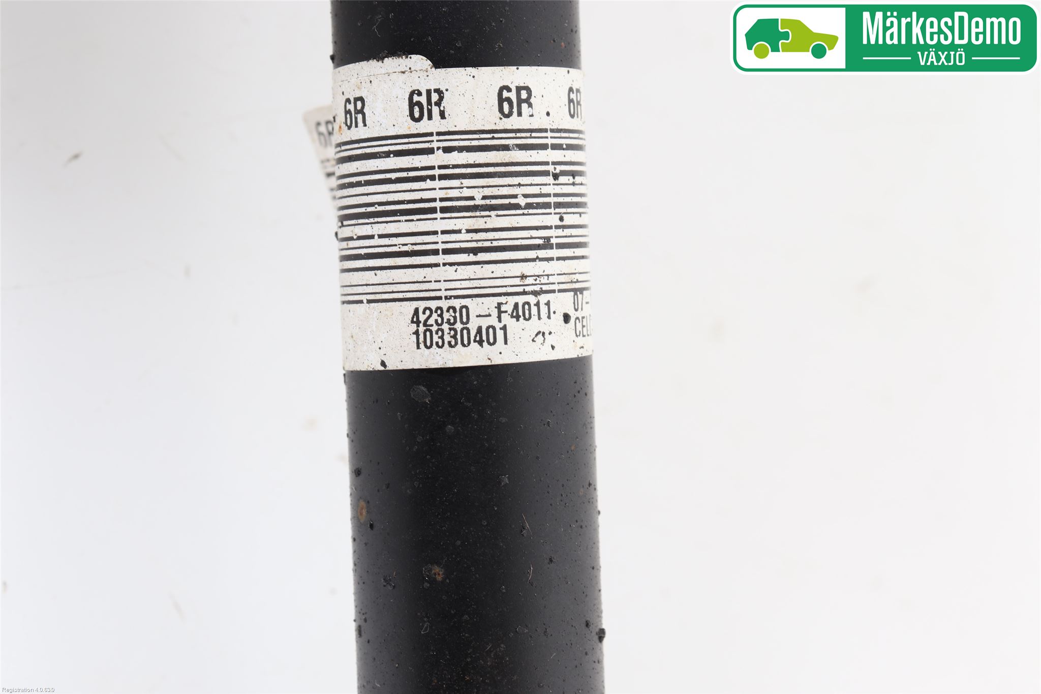 Toyota C-HR 16-23 Drivaxel Bak Höger