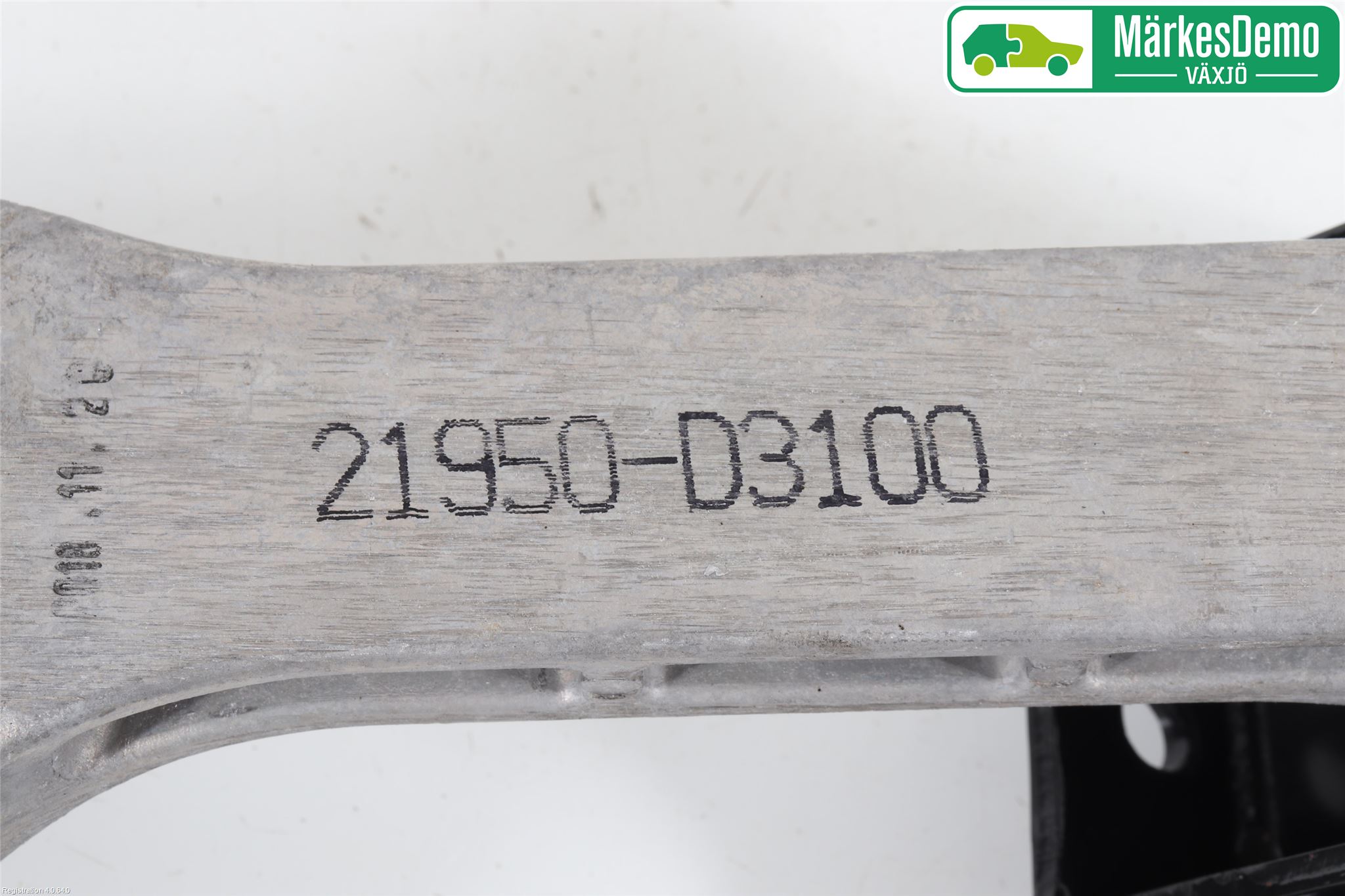 Hyundai TUCSON 05- Motorfäste