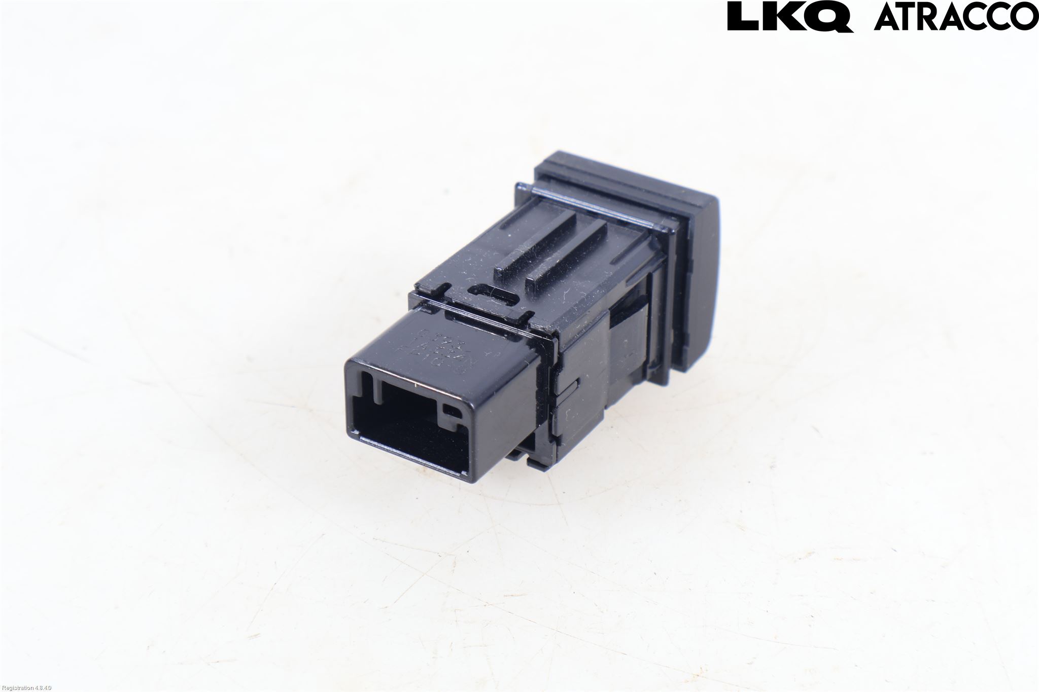 Toyota bZ4X EA10 22- Strömställare Baklucka