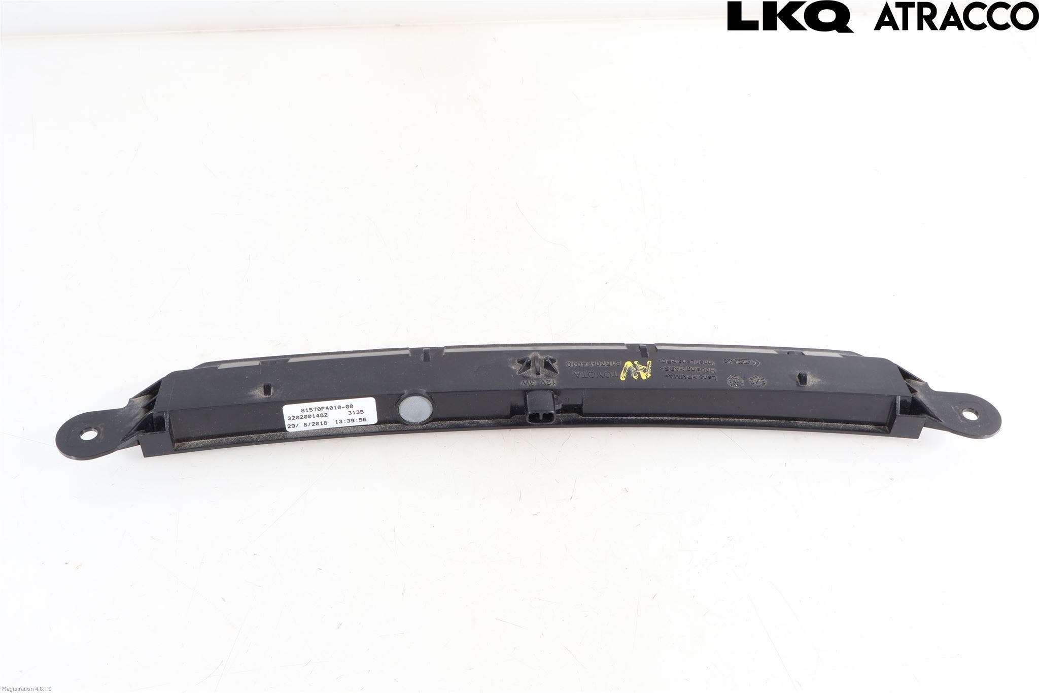 Toyota C-HR 16-23 Bromsljus Bakruta