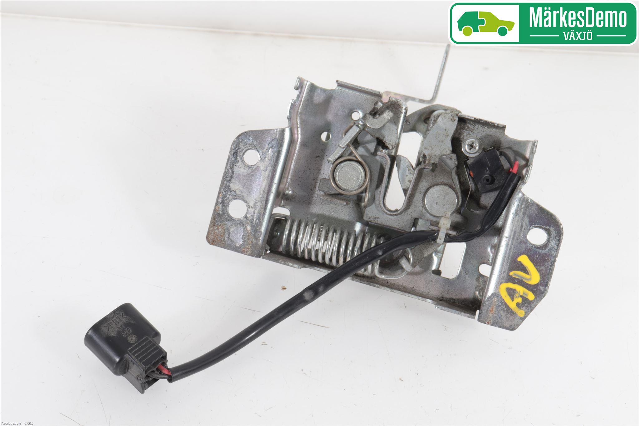 Mitsubishi OUTLANDER 13-21 Huvlås