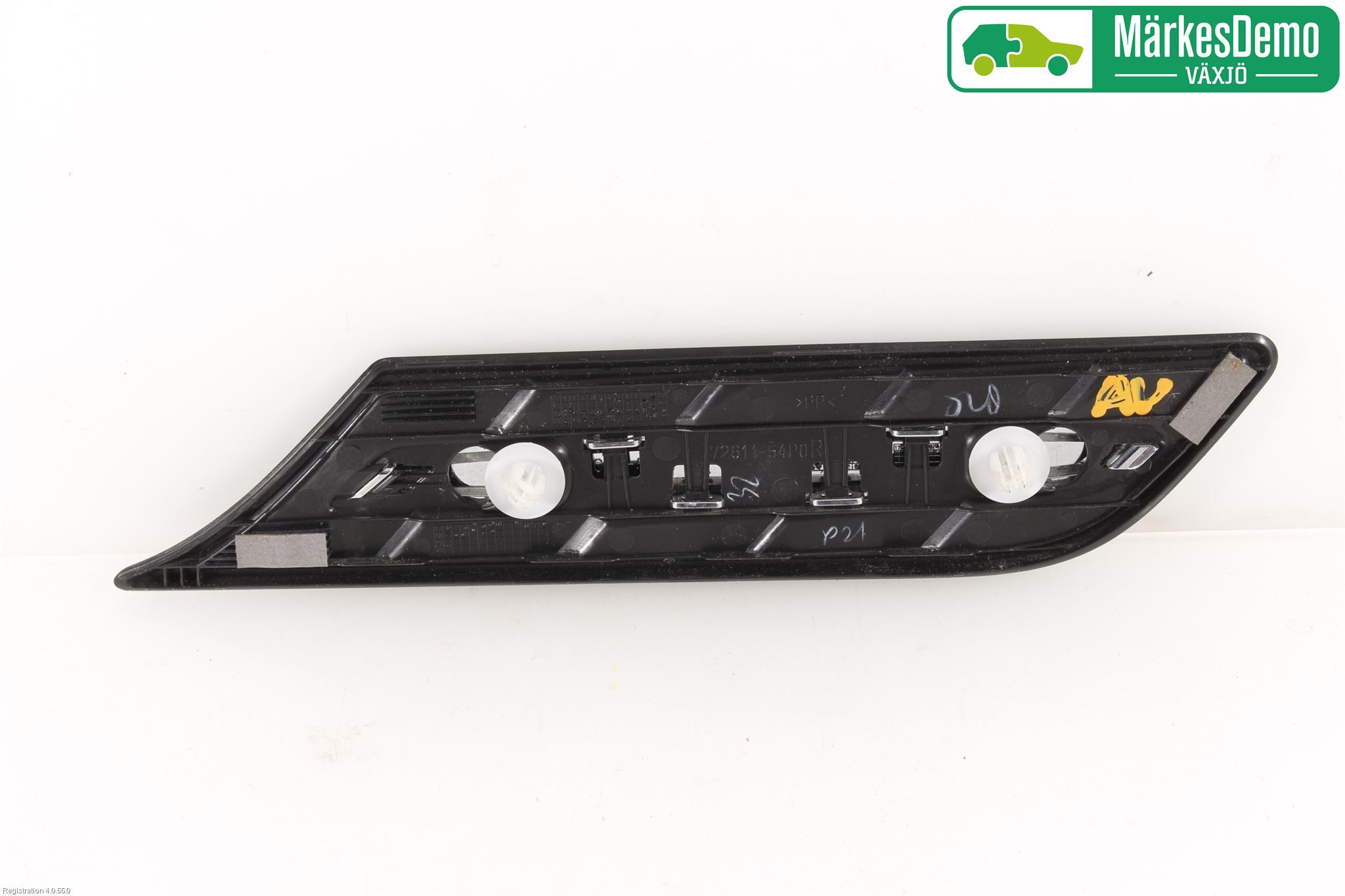 Suzuki VITARA 15- Dörr Dekorlist Fram Hö